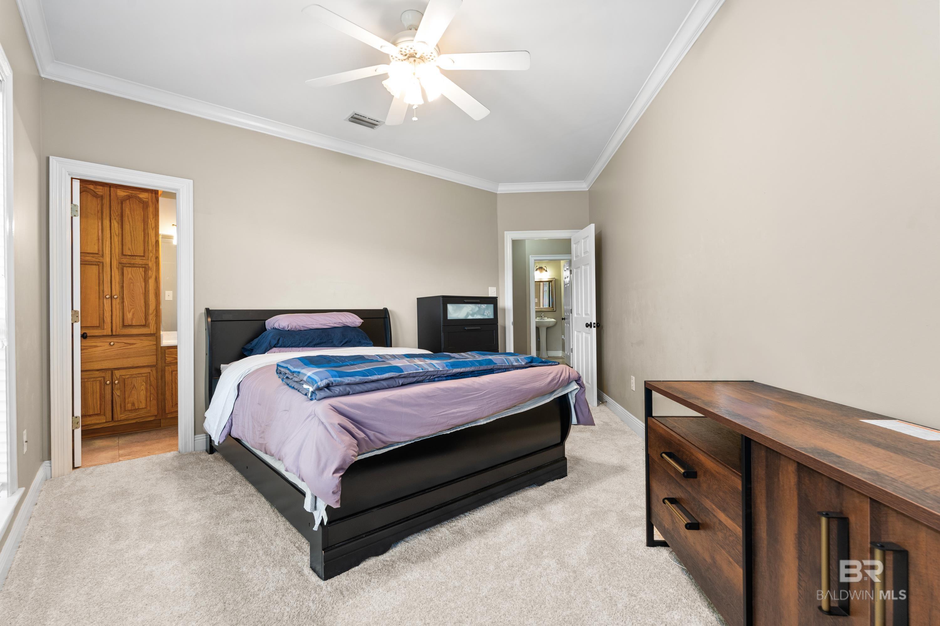 https://zimg.paragon.ice.com/ParagonImages/Property/PG/BCAR/398247/20/0/0/b21507bcca89fd61222696f80b4880de/7/c7b79246a5eac5ab028c910727268fdf/398247-f706807e-756c-47a9-aad5-32b1601b6196.JPG