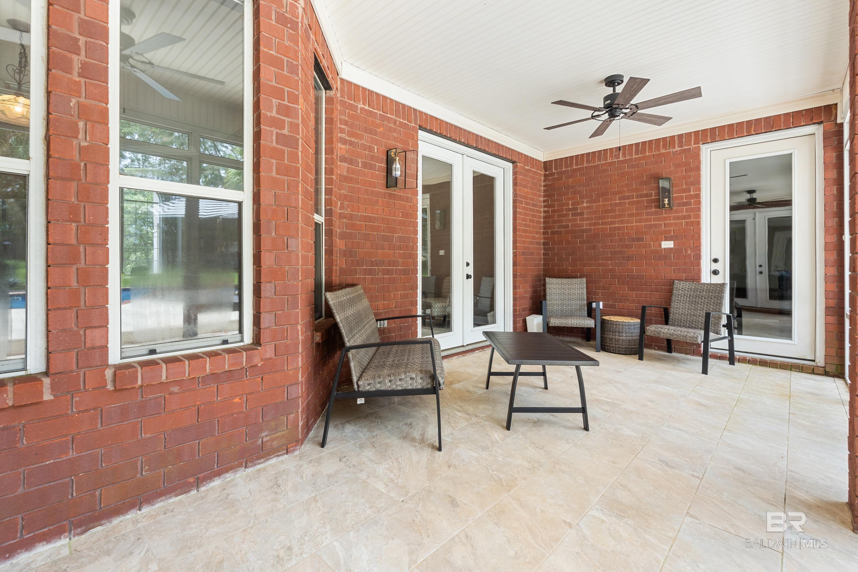 https://zimg.paragon.ice.com/ParagonImages/Property/PG/BCAR/398247/30/0/0/2ed0d710239a634e4eca84237b9c1526/7/c7b79246a5eac5ab028c910727268fdf/398247-ba6b8df0-a75c-49c9-8ac1-6545de6ed2e6.JPG
