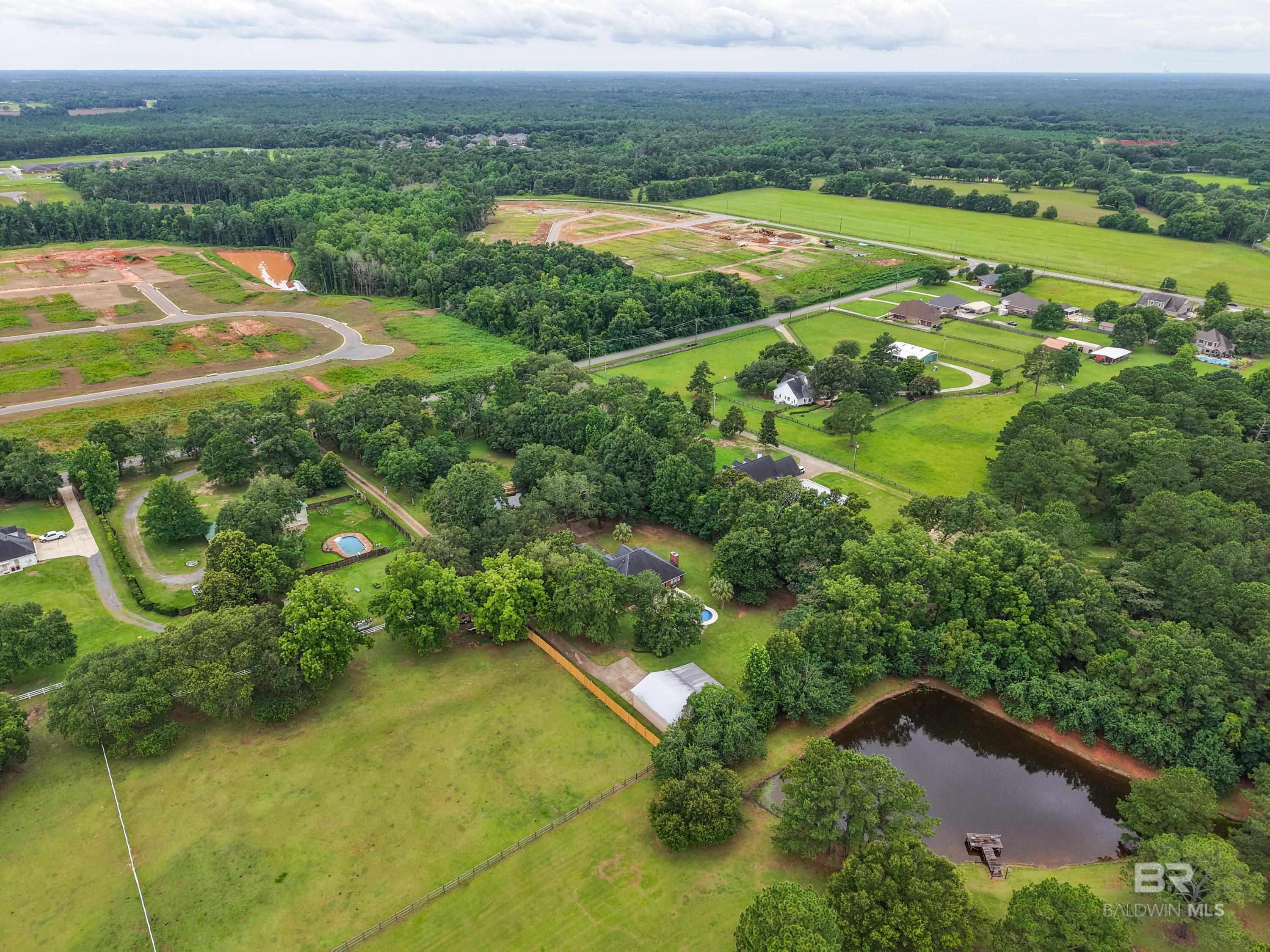 https://zimg.paragon.ice.com/ParagonImages/Property/PG/BCAR/398247/50/0/0/120876d31f1e58850d1a0e16f49ac105/7/c7b79246a5eac5ab028c910727268fdf/398247-c122cbc1-90c1-4cbe-b952-16963ef6231c.JPG
