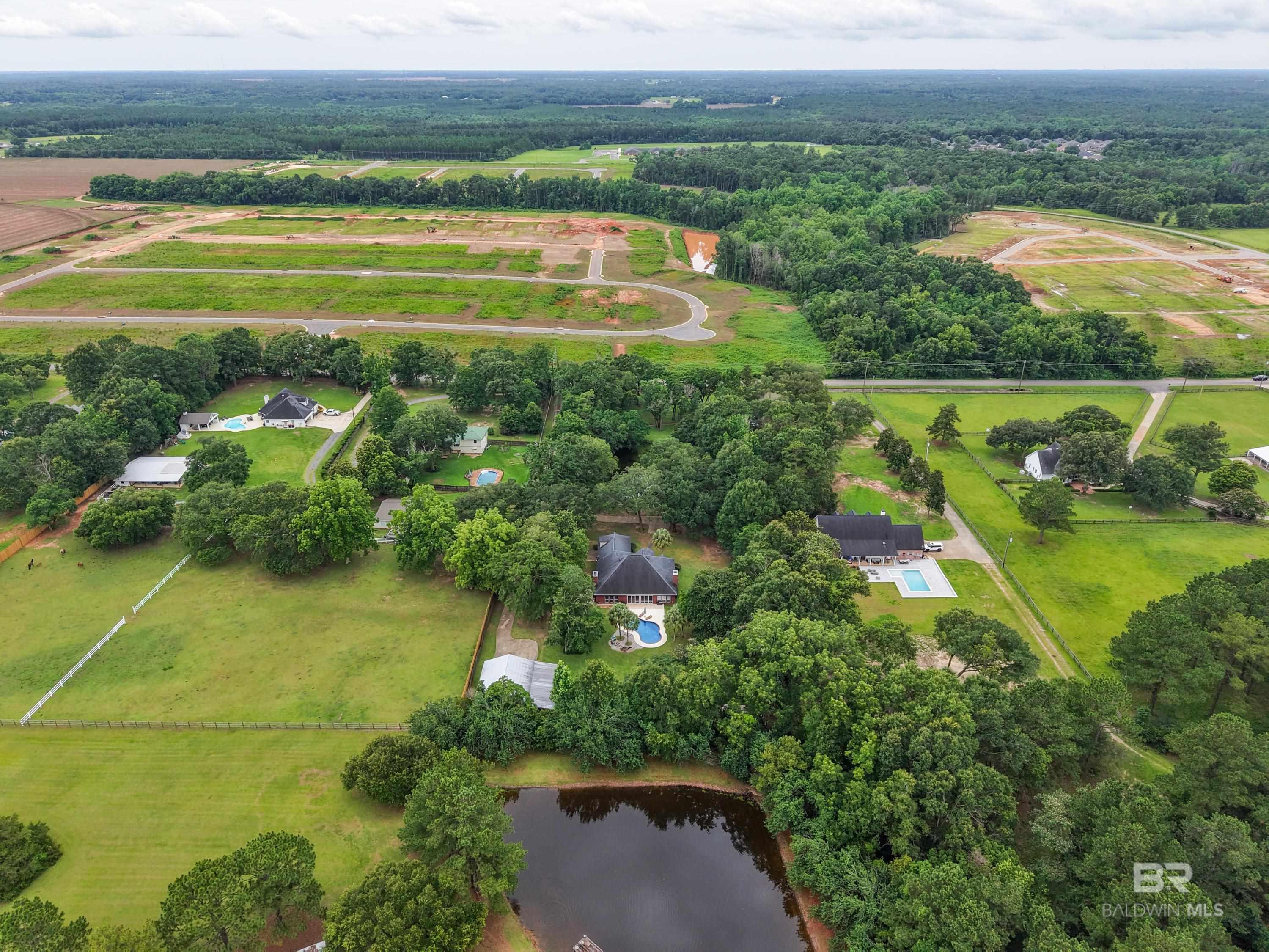 https://zimg.paragon.ice.com/ParagonImages/Property/PG/BCAR/398247/52/0/0/dbc28e7cc06445d0bb8fe30f6f328e7d/7/c7b79246a5eac5ab028c910727268fdf/398247-43da8a0d-f075-483d-8674-a0089d99f8fe.JPG