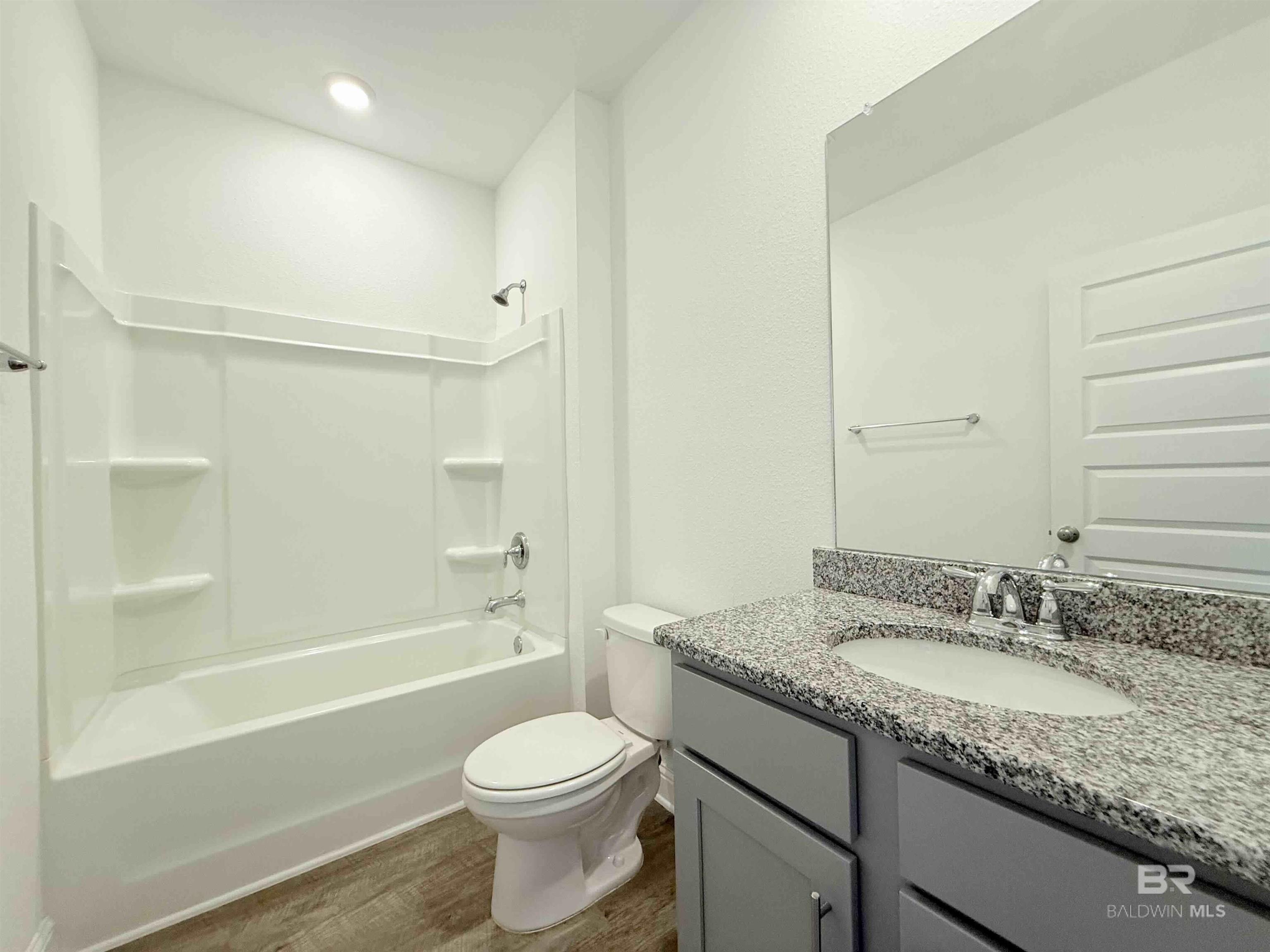 https://zimg.paragon.ice.com/ParagonImages/Property/PG/BCAR/398250/18/0/0/92855ed79ef5459156958cf29717858a/7/20d1cce652dcee97cf69a50f2ea9b818/398250-91F9CCD8-1BCE-4CA3-A97B-6B49724B5F4B.JPG