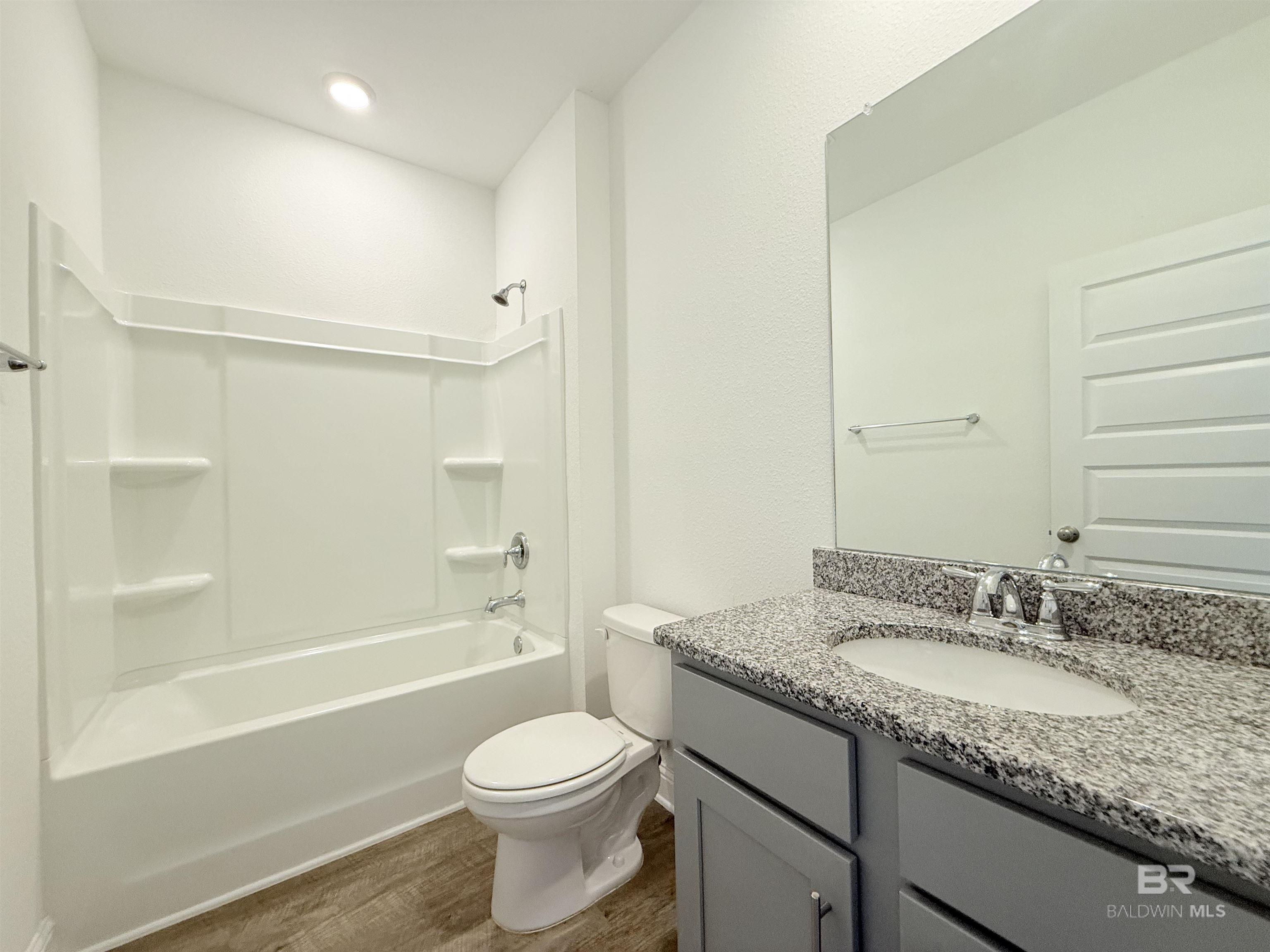https://zimg.paragon.ice.com/ParagonImages/Property/PG/BCAR/398250/7/0/0/da5383fea47c04936bba404adf43d40f/7/20d1cce652dcee97cf69a50f2ea9b818/398250-7A451E90-51B5-4711-88A5-8954FBD3CBC3.JPG