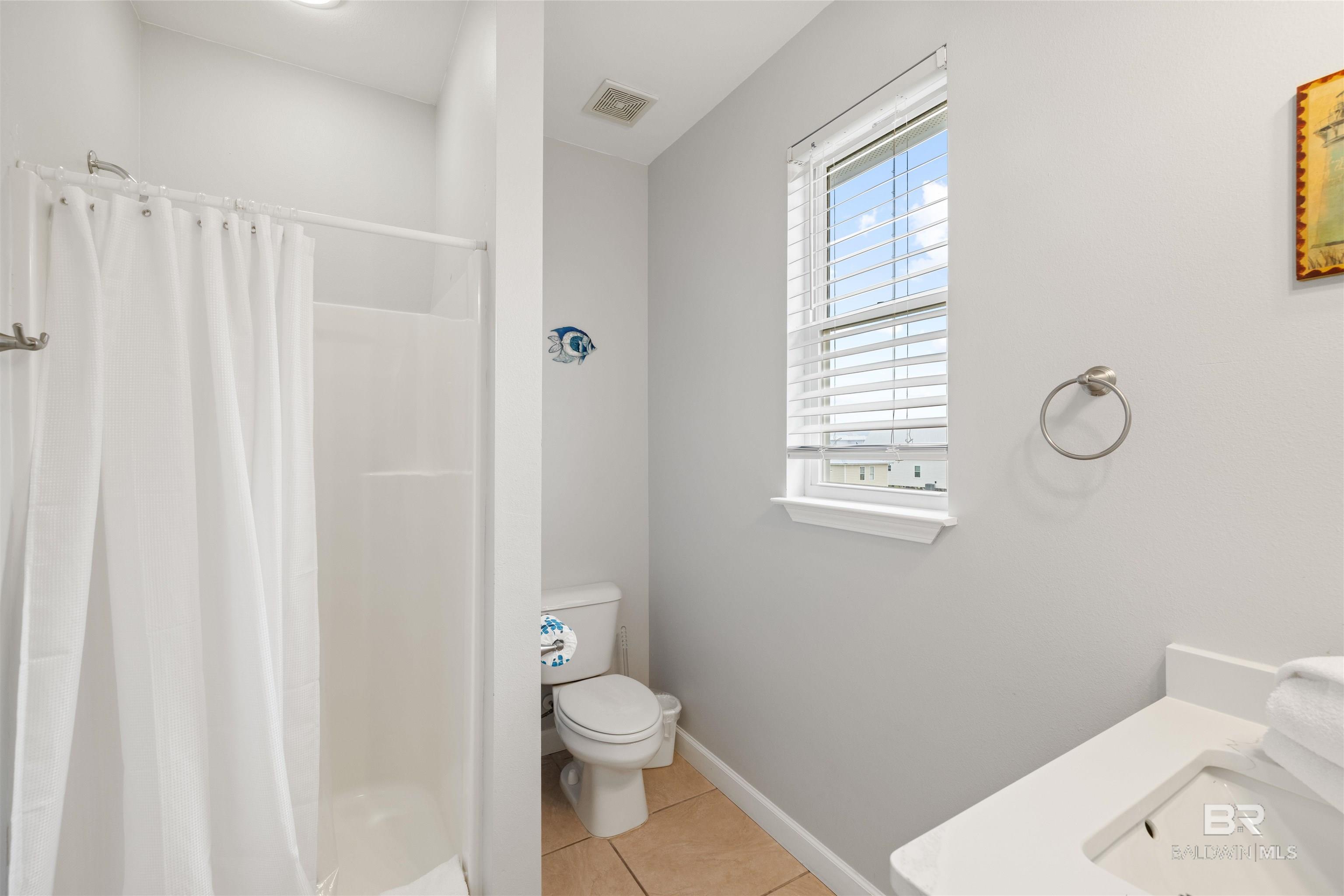 398251 | Photo 23