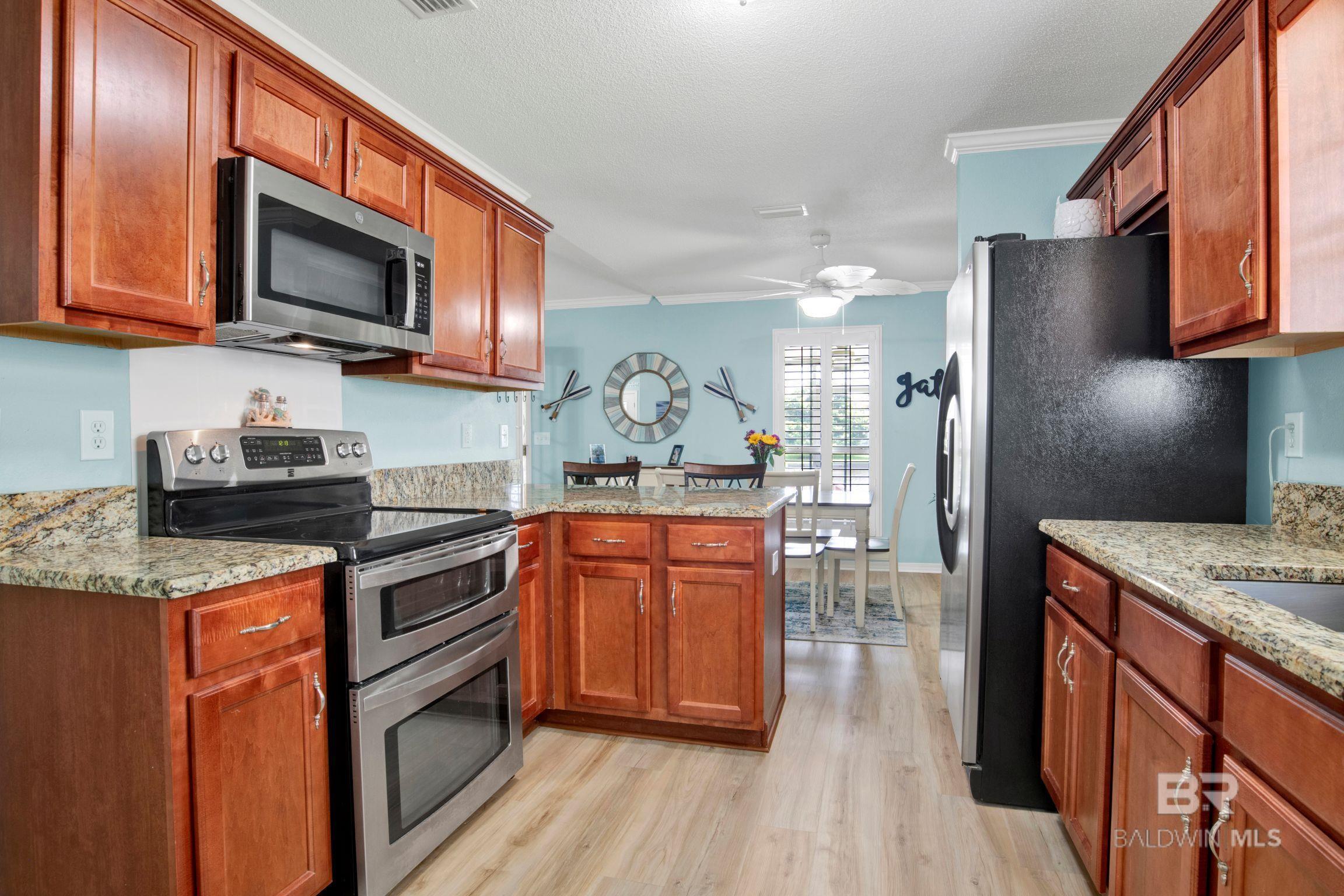 https://zimg.paragon.ice.com/ParagonImages/Property/PG/BCAR/398264/18/0/0/c2532ee20ec6705f9ca8a3fda72cbdfb/7/fcfd389efd4994e08c7ac57573695c4a/398264-fd90490c-8aa0-48c1-bca3-23d258c5dc0e.JPG
