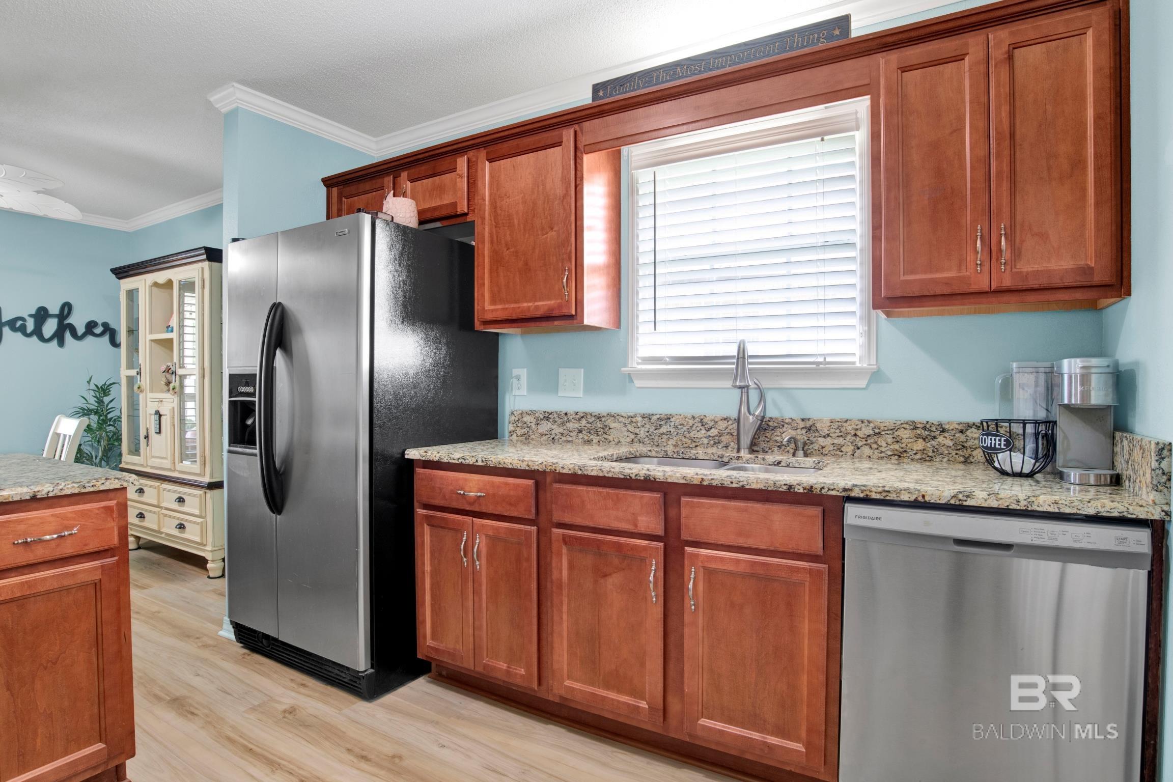 https://zimg.paragon.ice.com/ParagonImages/Property/PG/BCAR/398264/19/0/0/bc52c1a71515b822c294b0d5a989cb89/7/fcfd389efd4994e08c7ac57573695c4a/398264-45d61778-82f1-4054-b0f7-0028de4a030a.JPG