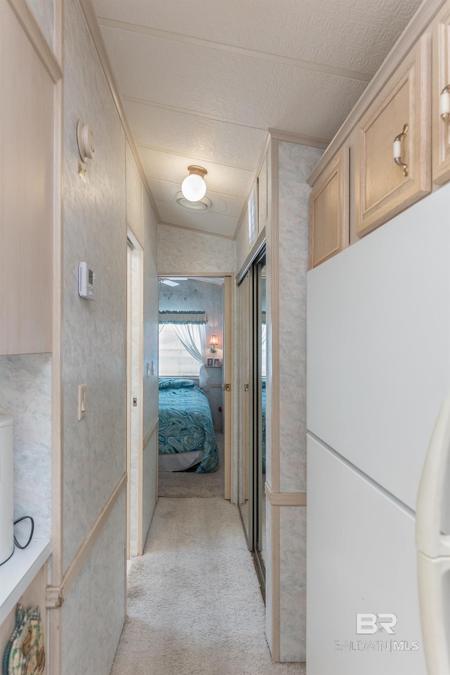 https://zimg.paragon.ice.com/ParagonImages/Property/PG/BCAR/398275/12/0/0/e6c51f10c2e92ef8e67a827ac1b2e7d1/7/36a201602055d6f91b1b51ddf50495bb/398275-683F01A3-854D-4488-B5B9-DEC7DECFDCBA.JPG
