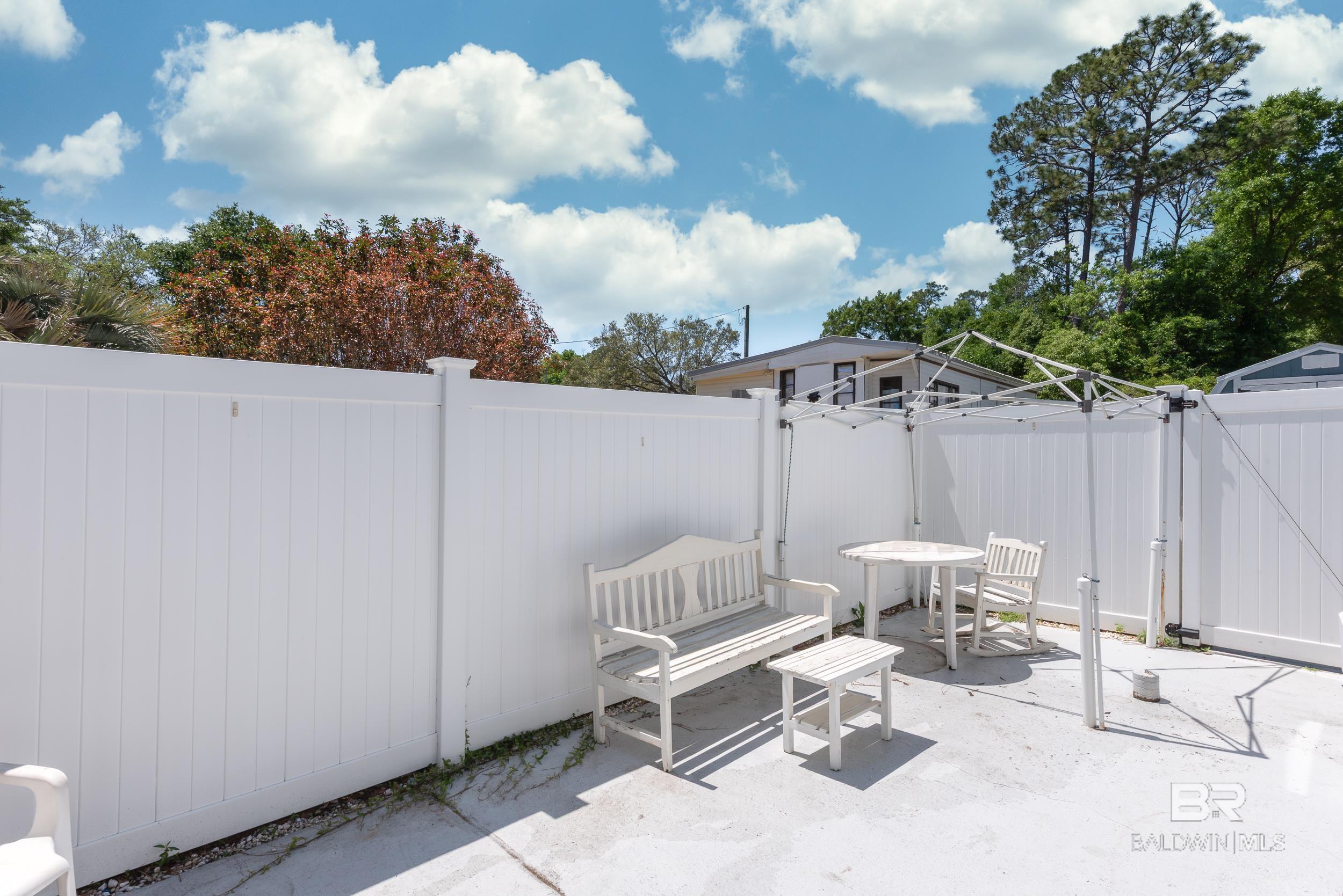 https://zimg.paragon.ice.com/ParagonImages/Property/PG/BCAR/398275/3/0/0/3d6787b46c3a617929a7473389d4826c/7/36a201602055d6f91b1b51ddf50495bb/398275-D8A8FD4C-36A6-4440-9B47-401498DBBC00.JPG