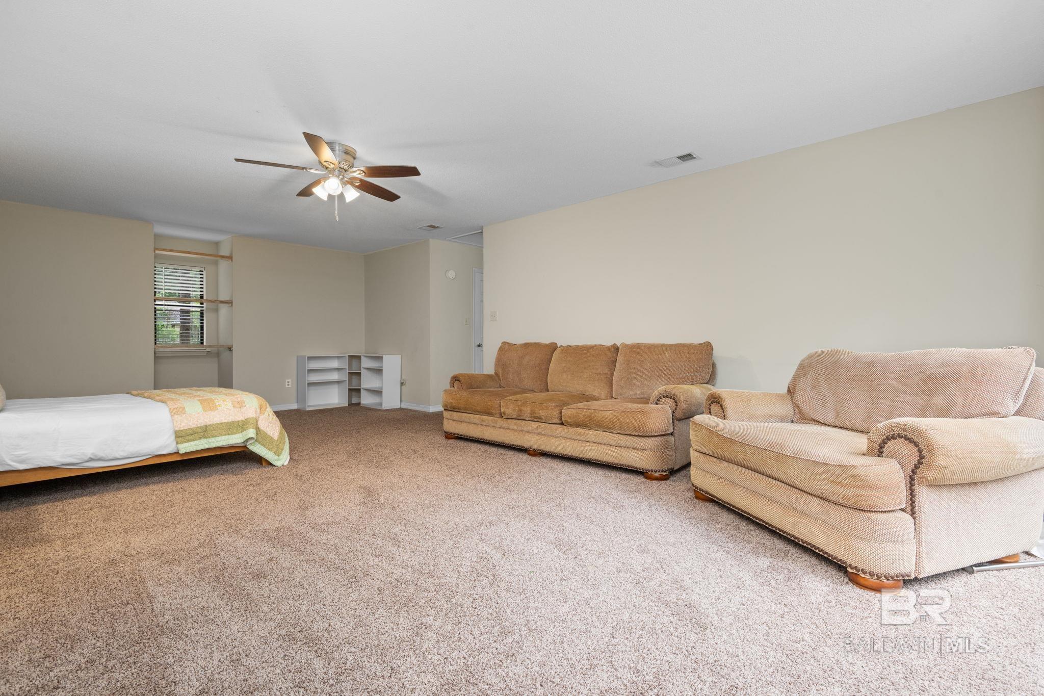 398277 | Photo 23
