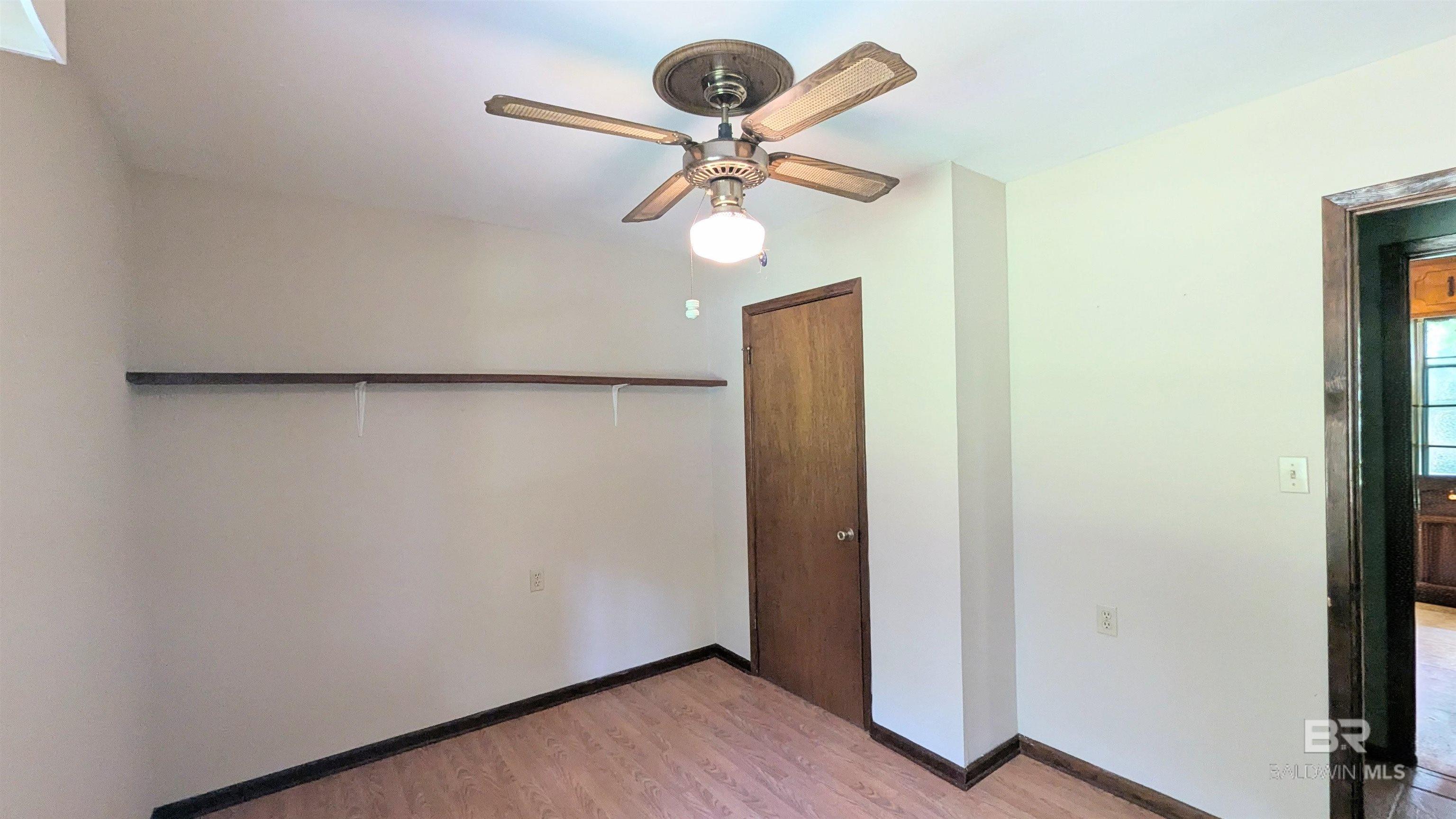 398303 | Photo 28