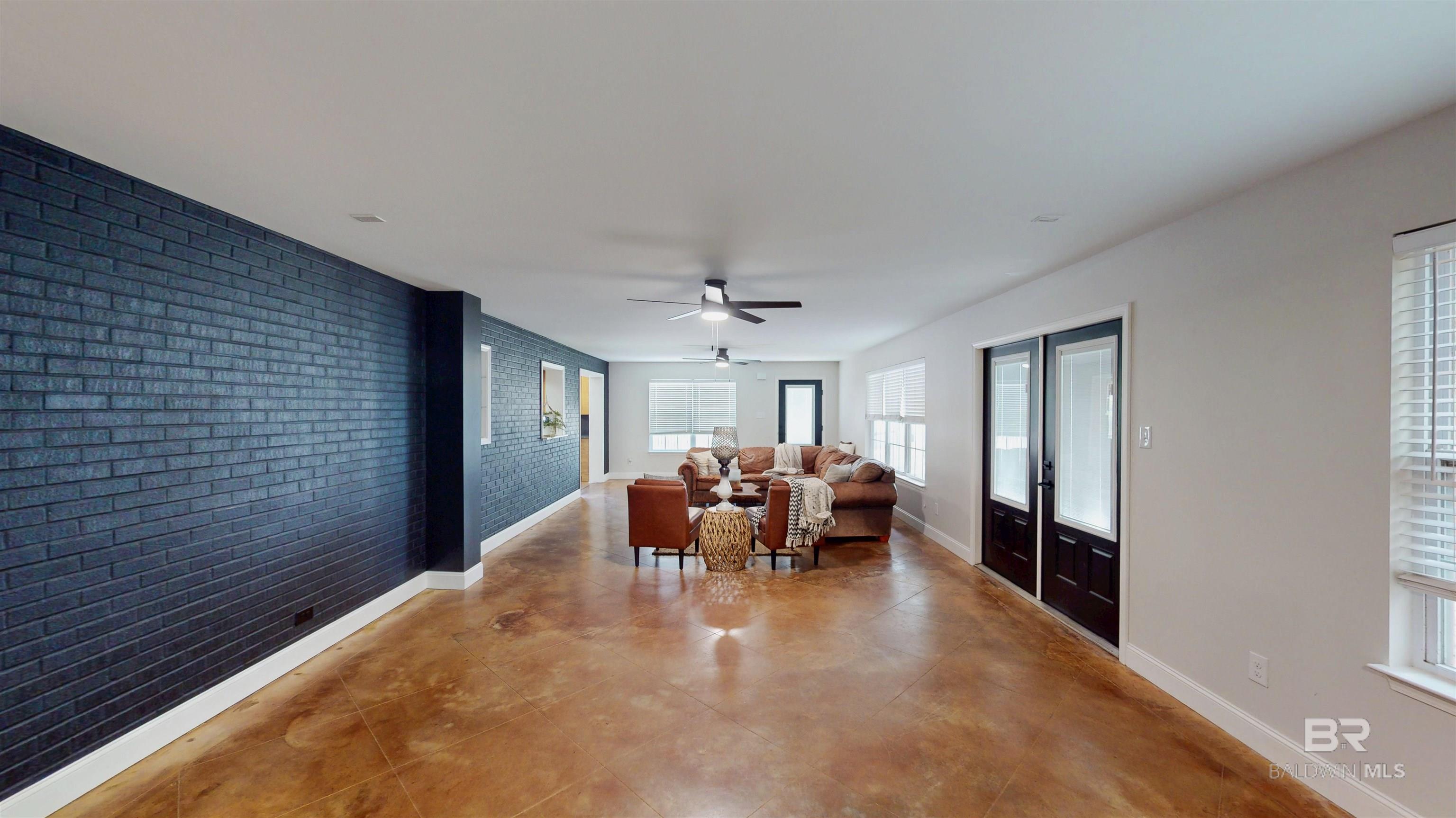 https://zimg.paragon.ice.com/ParagonImages/Property/PG/BCAR/398314/22/0/0/fa14eab569b9ee58f297f3e7b00a7791/7/f786cdcbe563007b440184d94213fc09/398314-8a54a689-9fef-46fc-a86a-bfbd5f27305f.JPG