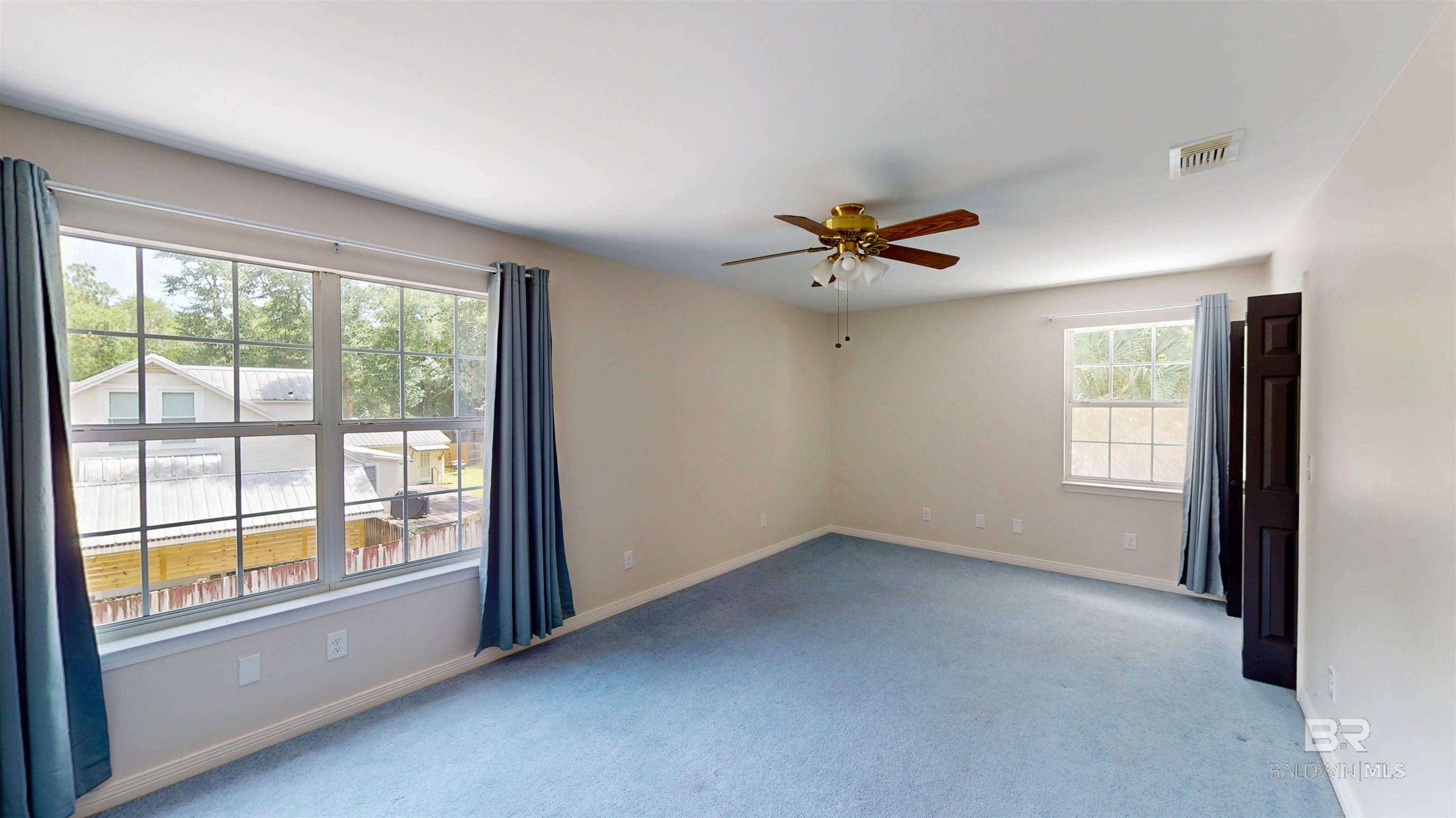 https://zimg.paragon.ice.com/ParagonImages/Property/PG/BCAR/398314/31/0/0/424436e44bad653fe46cdf619f1b2637/7/f786cdcbe563007b440184d94213fc09/398314-211584c9-6929-4b1d-b8f0-5fbd29ce3cf4.JPG