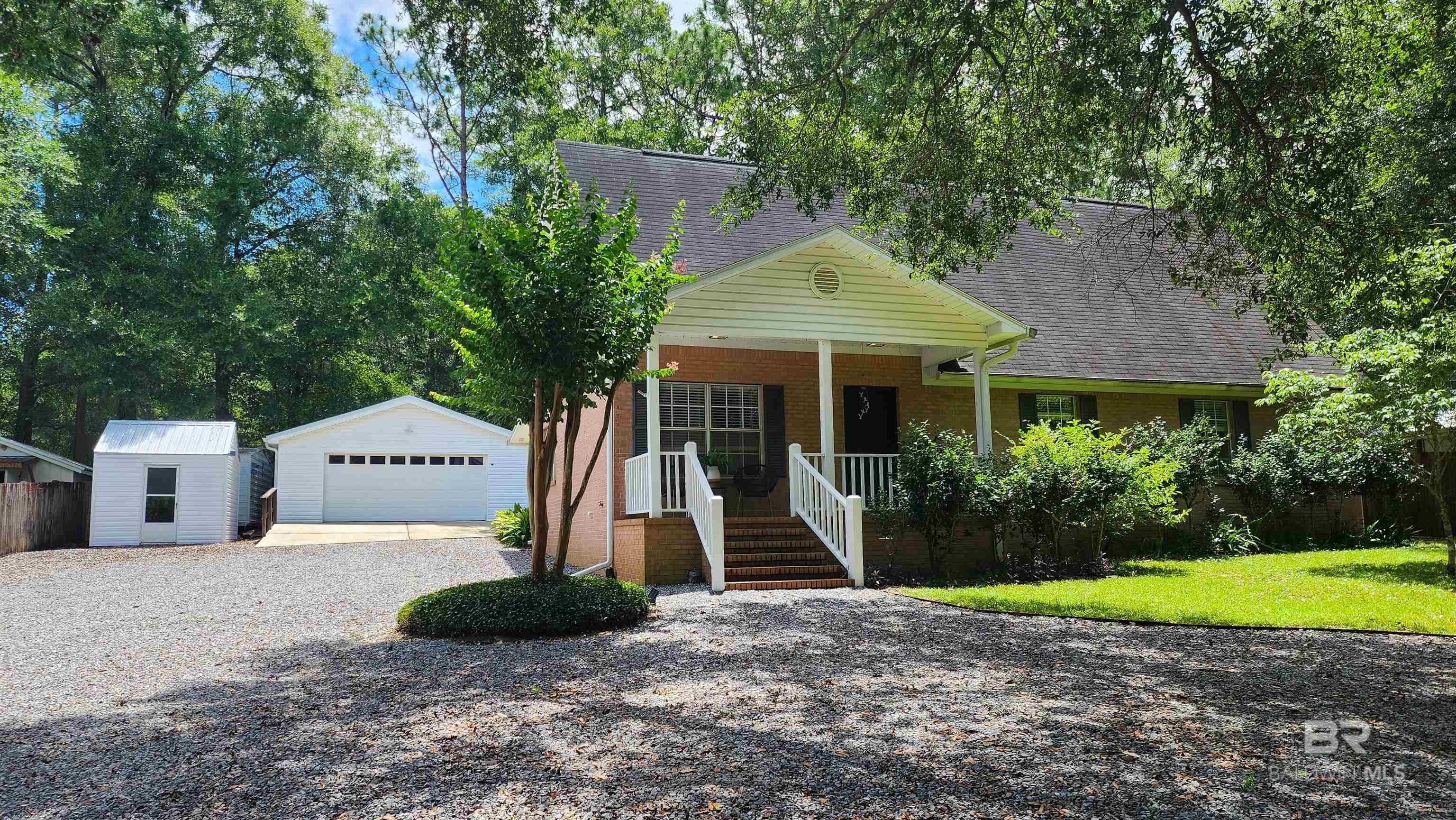 https://zimg.paragon.ice.com/ParagonImages/Property/PG/BCAR/398314/4/0/0/2ec4102c6a2ca25b98a5533820621e17/7/f786cdcbe563007b440184d94213fc09/398314-f486adf4-4a36-4513-9e5e-19189b09c6a8.JPG