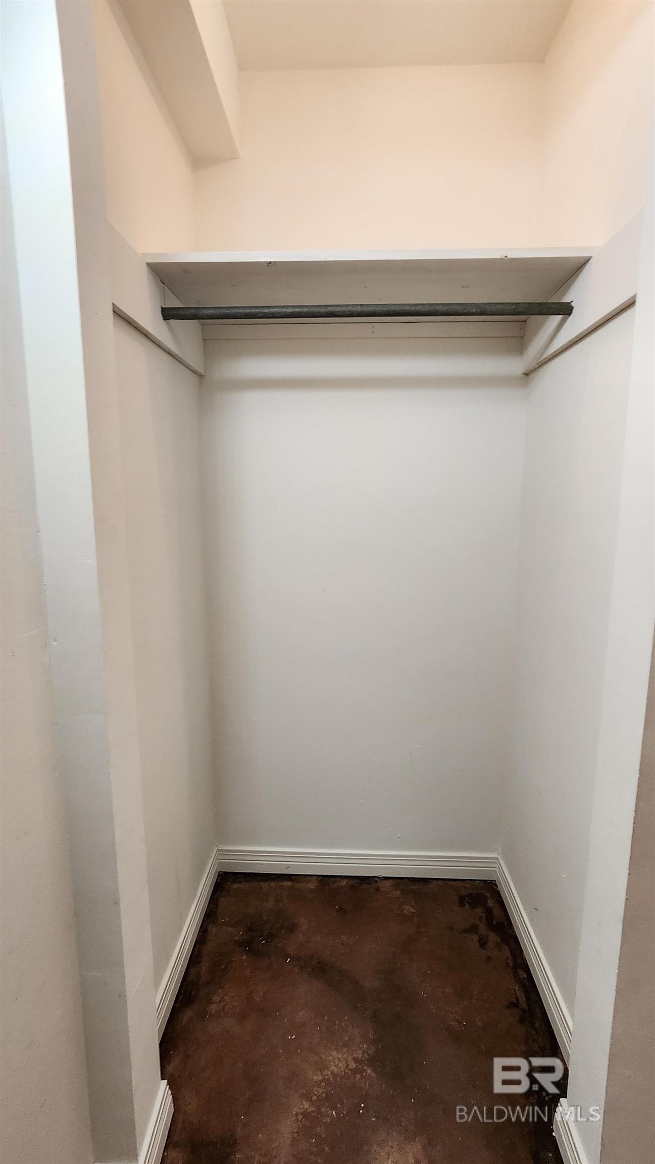 https://zimg.paragon.ice.com/ParagonImages/Property/PG/BCAR/398314/42/0/0/b85381850458d4677729f5894b32c351/7/f786cdcbe563007b440184d94213fc09/398314-a54ee871-3440-431f-9cd3-fc753ee5a9b5.JPG