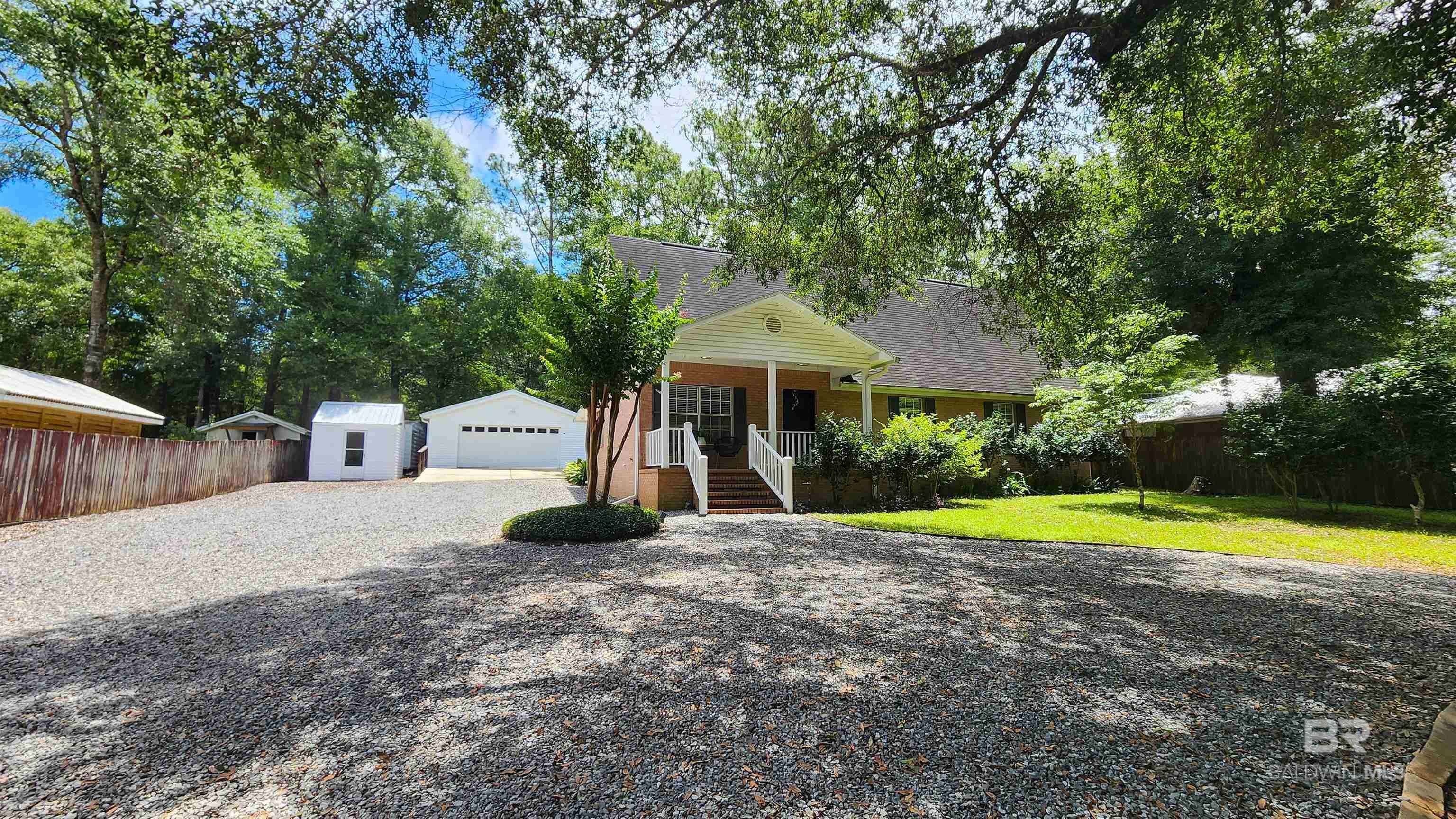 https://zimg.paragon.ice.com/ParagonImages/Property/PG/BCAR/398314/53/0/0/c3f10480e05197832479b429c9015ad1/7/f786cdcbe563007b440184d94213fc09/398314-bf6848c1-3716-4459-a15f-4b4ffe5c98cc.JPG