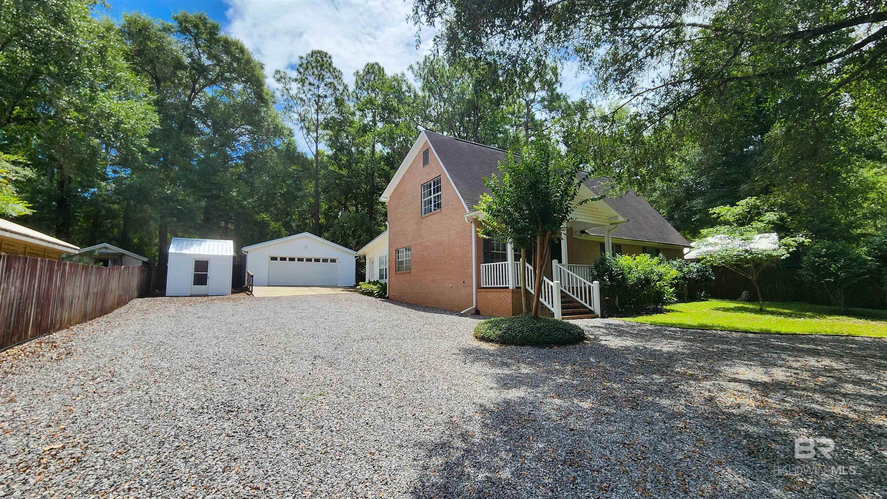 https://zimg.paragon.ice.com/ParagonImages/Property/PG/BCAR/398314/6/0/0/aa30b192b68b82fe4ae878eb4a7958ab/7/f786cdcbe563007b440184d94213fc09/398314-f658f860-0d61-4203-a995-a1865ee61638.JPG