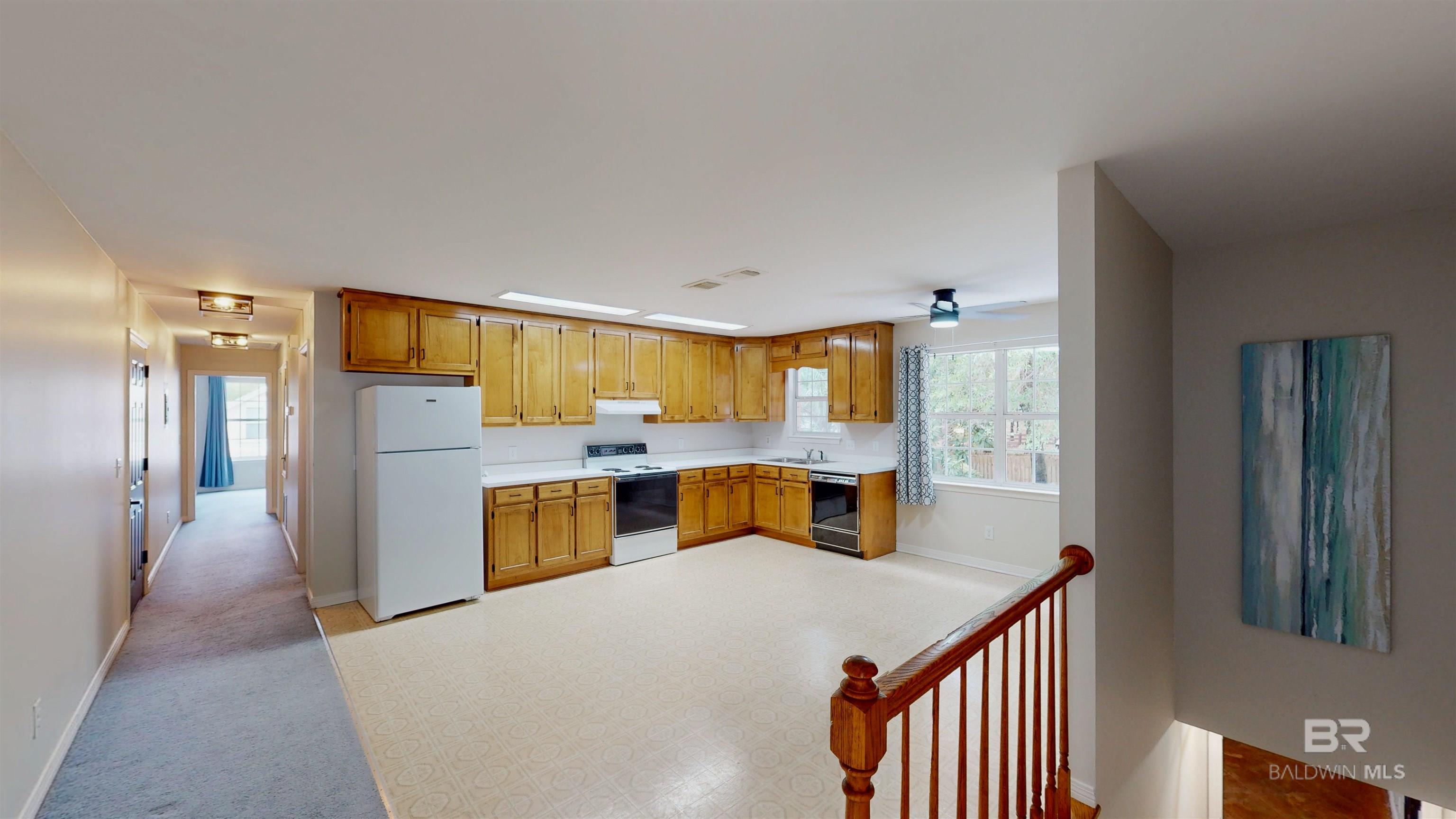 https://zimg.paragon.ice.com/ParagonImages/Property/PG/BCAR/398314/9/0/0/249611dce1e99418e6a56483c8635390/7/f786cdcbe563007b440184d94213fc09/398314-62747a9c-349d-4118-8b5b-957777bb622e.JPG