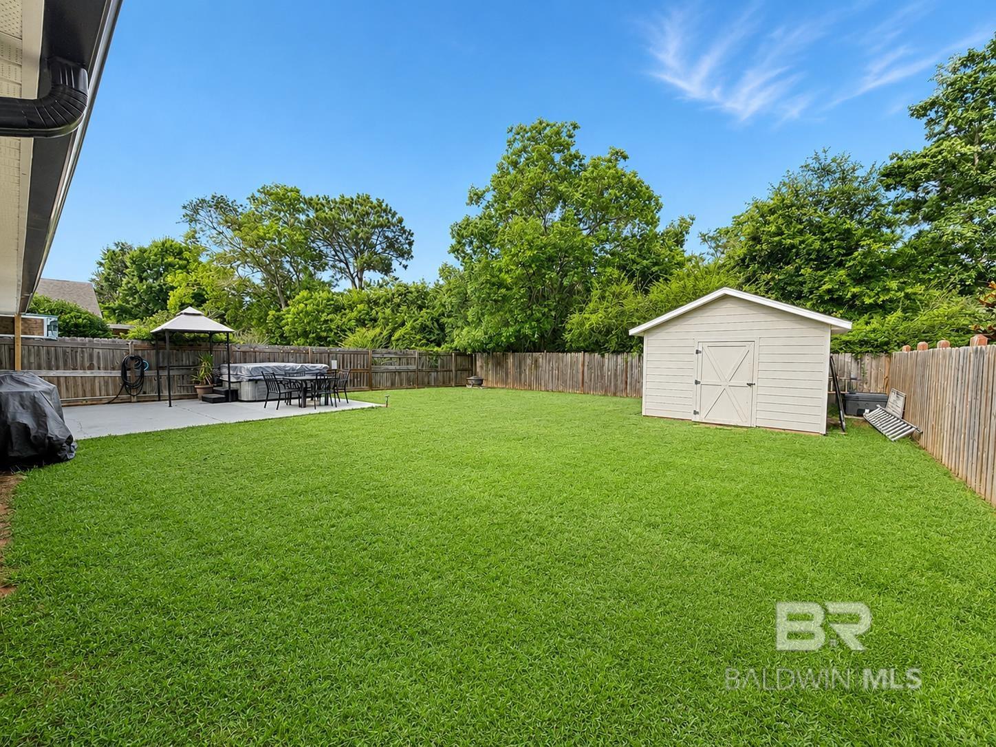https://zimg.paragon.ice.com/ParagonImages/Property/PG/BCAR/398316/1/0/0/d5dd458ac0dbdeba5a85a1a480341beb/7/1d0bcd3f20d282f3f13f76a2413f6150/398316-1b8fd9a2-fd15-46c5-91ac-f953d0b31f4f.JPG