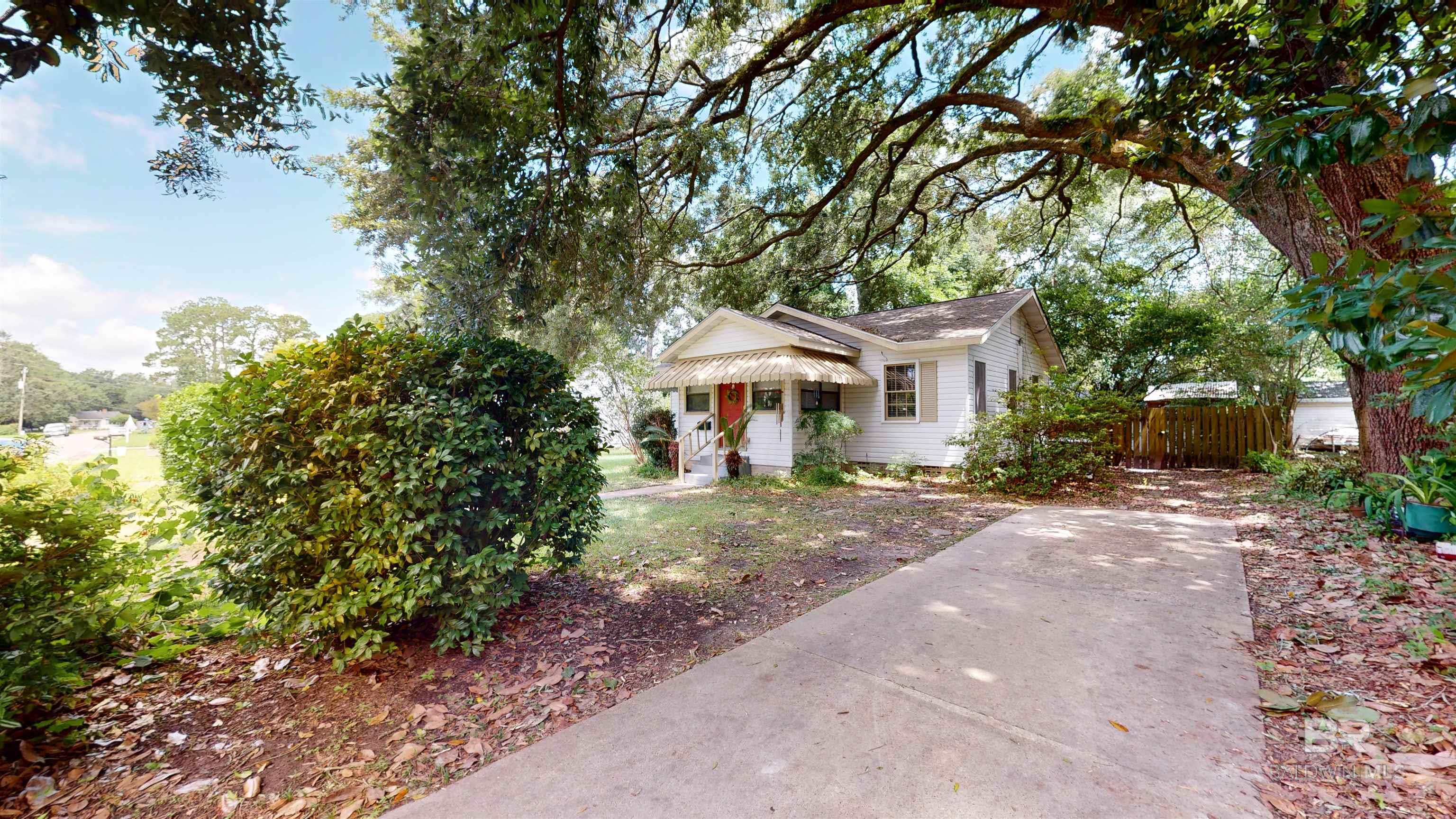 398348 | Photo 2