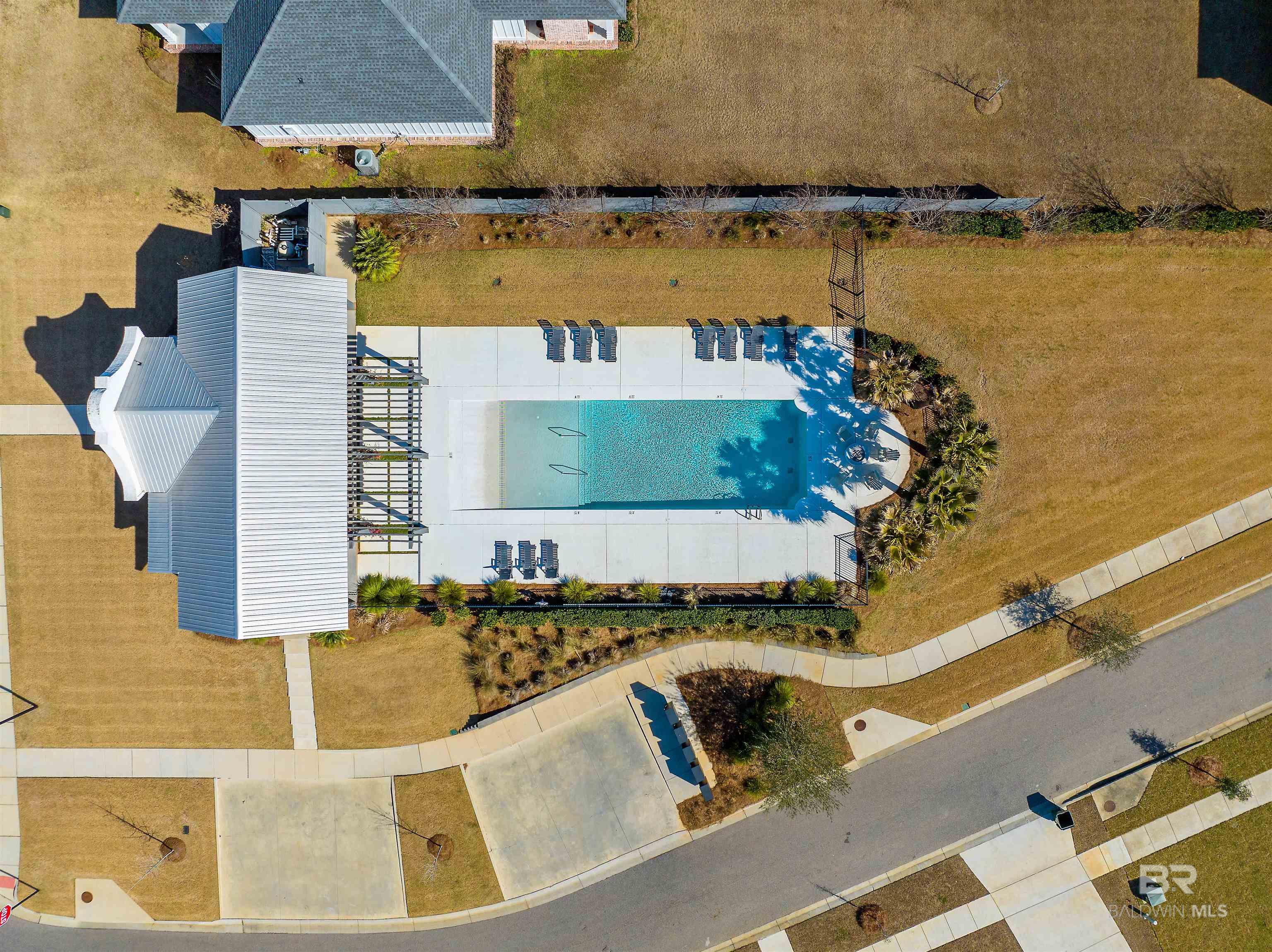 https://zimg.paragon.ice.com/ParagonImages/Property/PG/BCAR/398353/49/0/0/3baaed7f4240b7c9d5f499c2aa00c007/7/6137f8ffada06663f0dabacc4efdce40/398353-25DF6328-92BA-4C09-BCDD-772A58A515C3.JPG