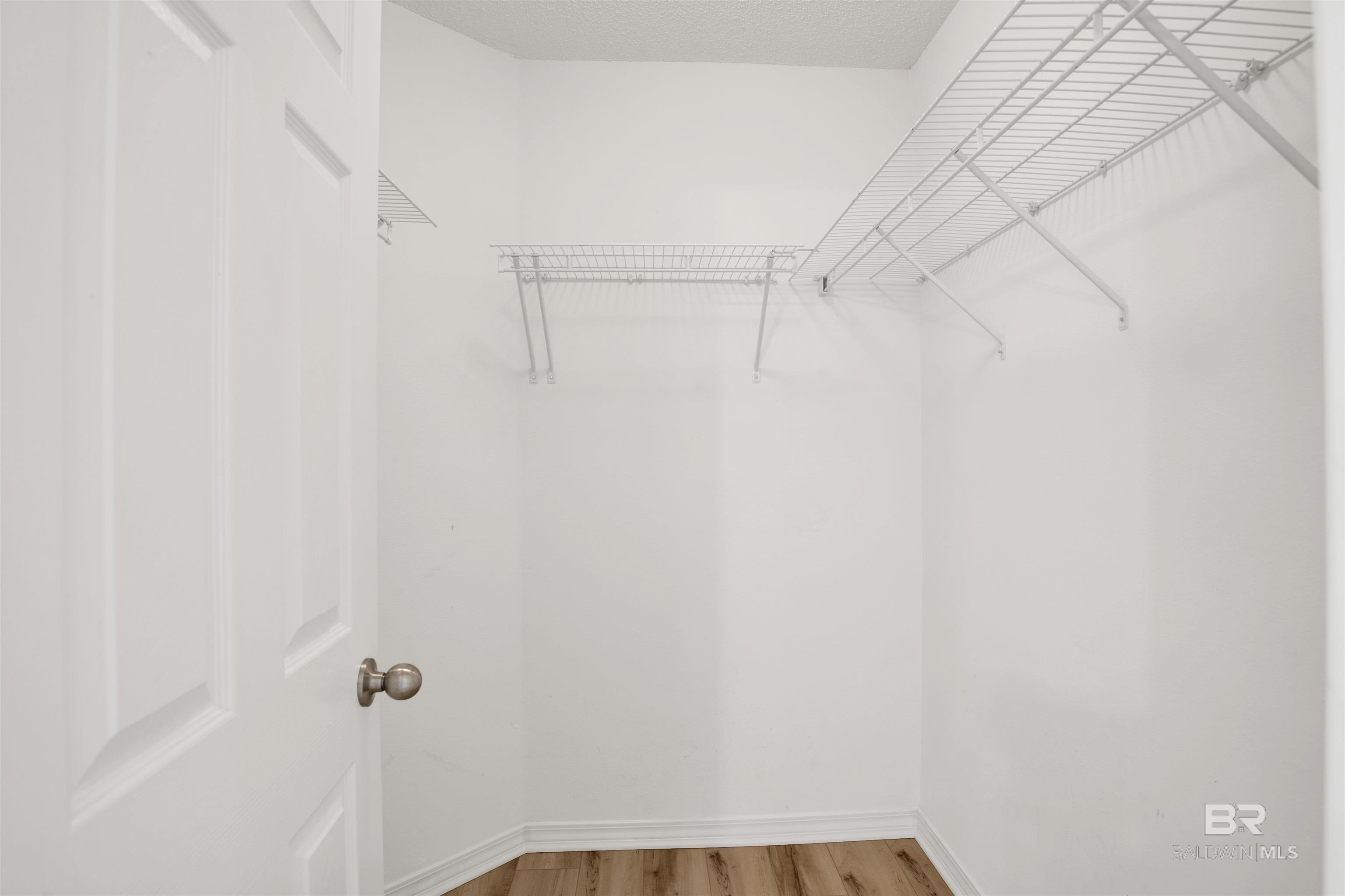 398363 | Photo 21