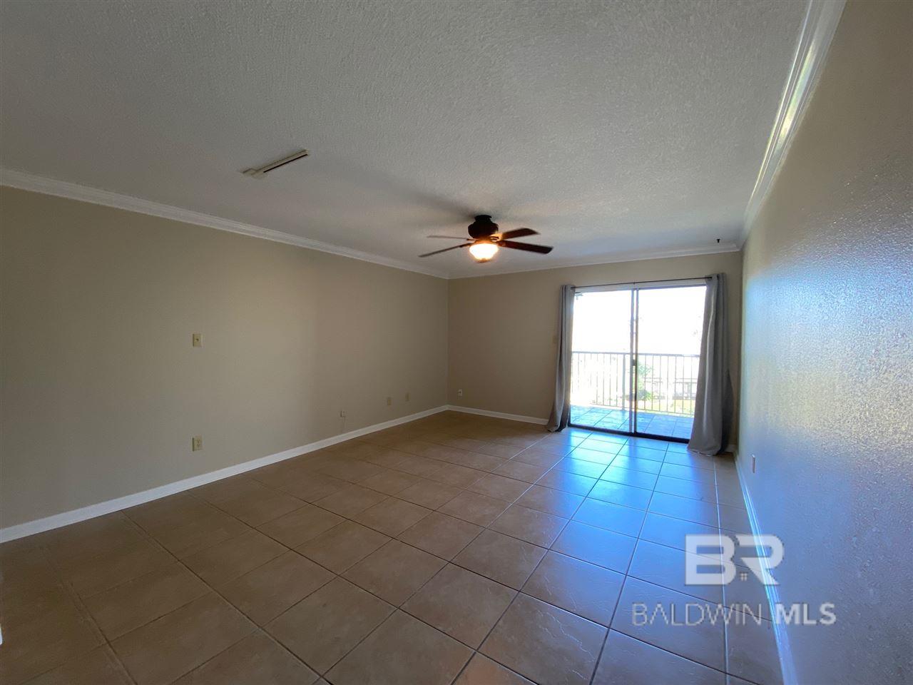 https://zimg.paragon.ice.com/ParagonImages/Property/PG/BCAR/398366/22/0/0/3bf661cbe538d52ff3b4b04c37502818/7/0103d365f5263ca29c88bfbf6d9ead71/398366-976FF67C-4F4C-4BC8-96B5-90B352FFEDB2.JPG
