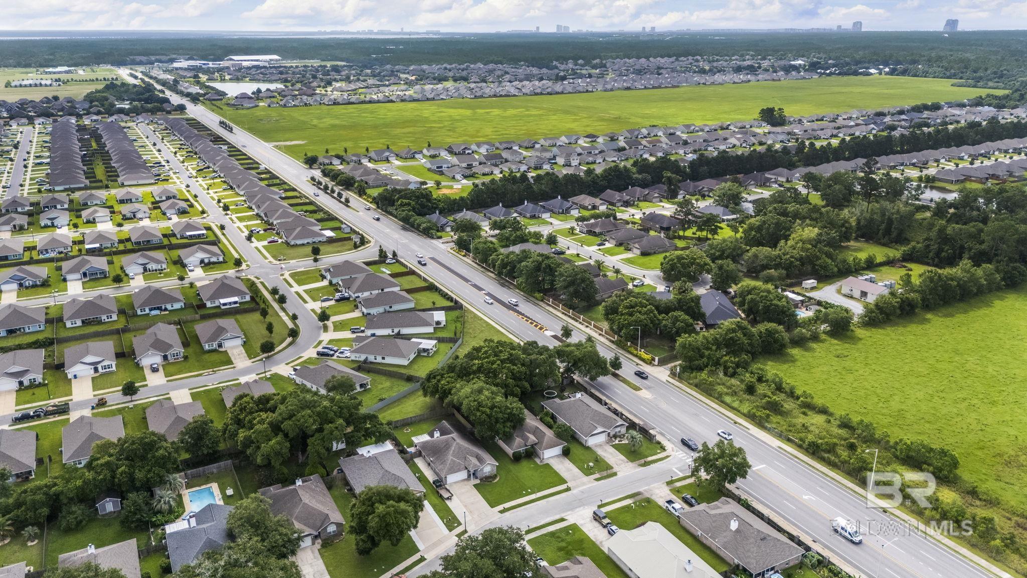 https://zimg.paragon.ice.com/ParagonImages/Property/PG/BCAR/398376/35/0/0/e0b5a9c2d012bf3e3eca95bfdb1d8872/7/40624a41518abea6cd4d66927bbfa10a/398376-5b0beeac-0b95-4422-bb98-358f3ee79fee.JPG