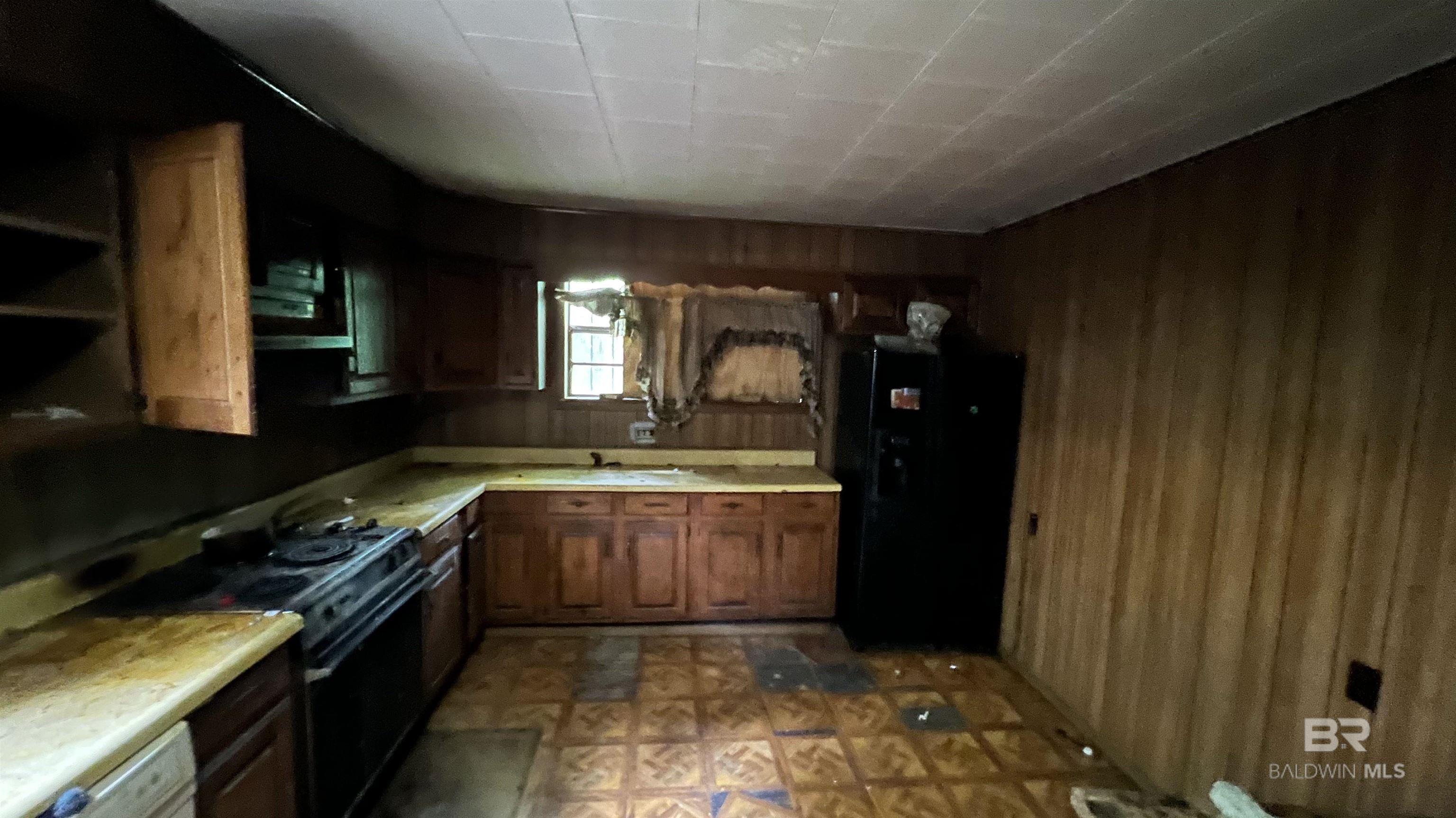 https://zimg.paragon.ice.com/ParagonImages/Property/PG/BCAR/398385/5/0/0/37ca615b711b07eb3222fb50d747b64e/7/eee41c1135cd8f8f1a4ed0d1cfae98dd/398385-ad9c9aaf-e6bb-49d1-afab-41d26cd21497.JPG