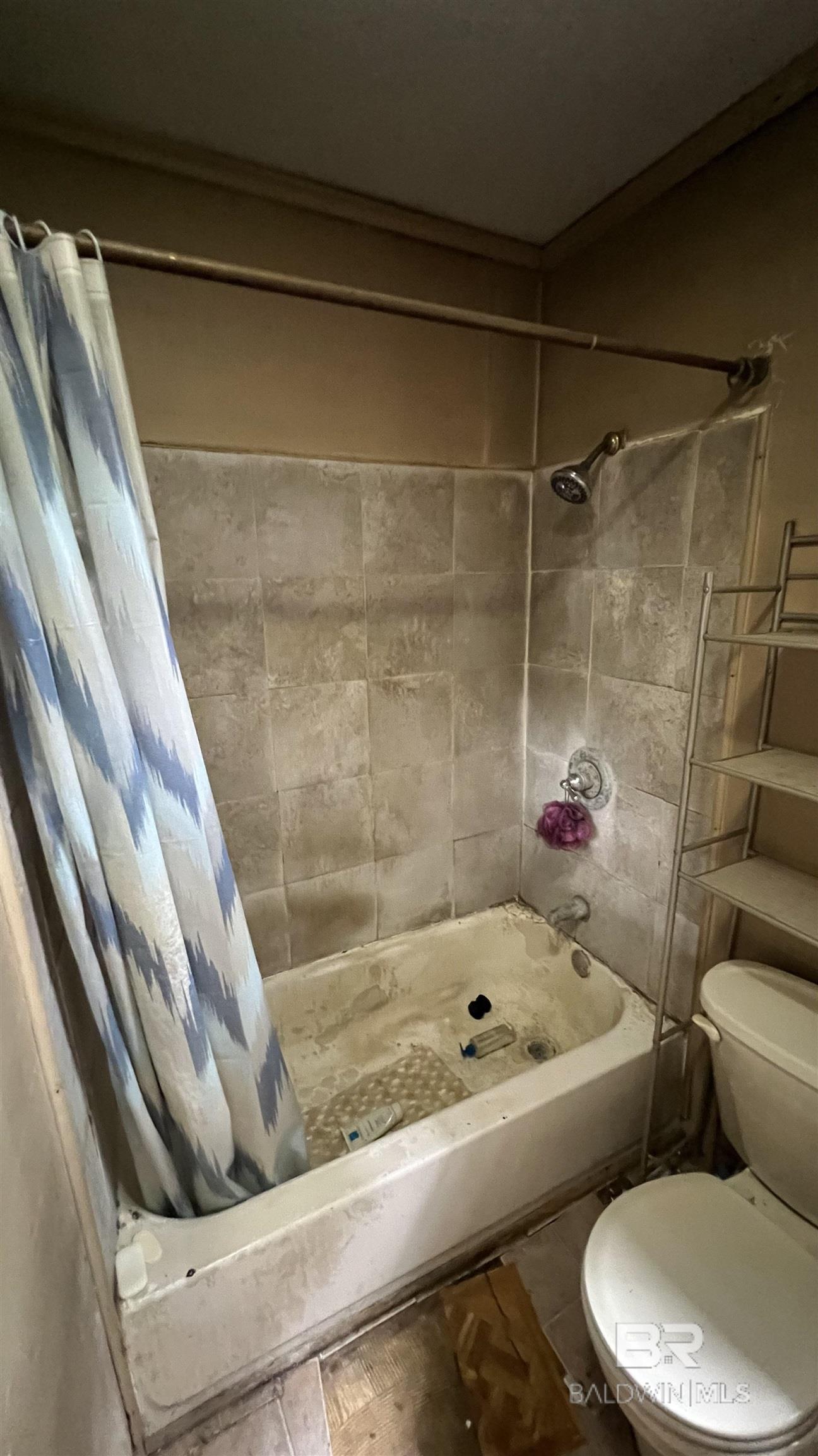 https://zimg.paragon.ice.com/ParagonImages/Property/PG/BCAR/398385/7/0/0/f3302cc1f801f39c352ac930ee14df93/7/eee41c1135cd8f8f1a4ed0d1cfae98dd/398385-3b80fa52-6129-4263-8e77-6d6fe0c82529.JPG