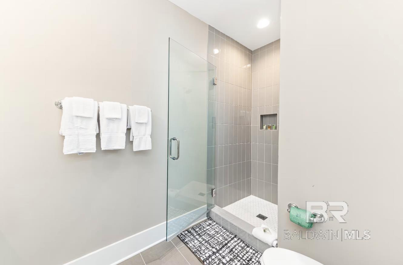https://zimg.paragon.ice.com/ParagonImages/Property/PG/BCAR/398386/14/0/0/43b7ffadc713c6bba3e892d8d21cf84b/7/c16e385d7dda77f3864a51abefe421b8/398386-b2c29a95-8d47-4968-9c21-eedcac036b56.JPG