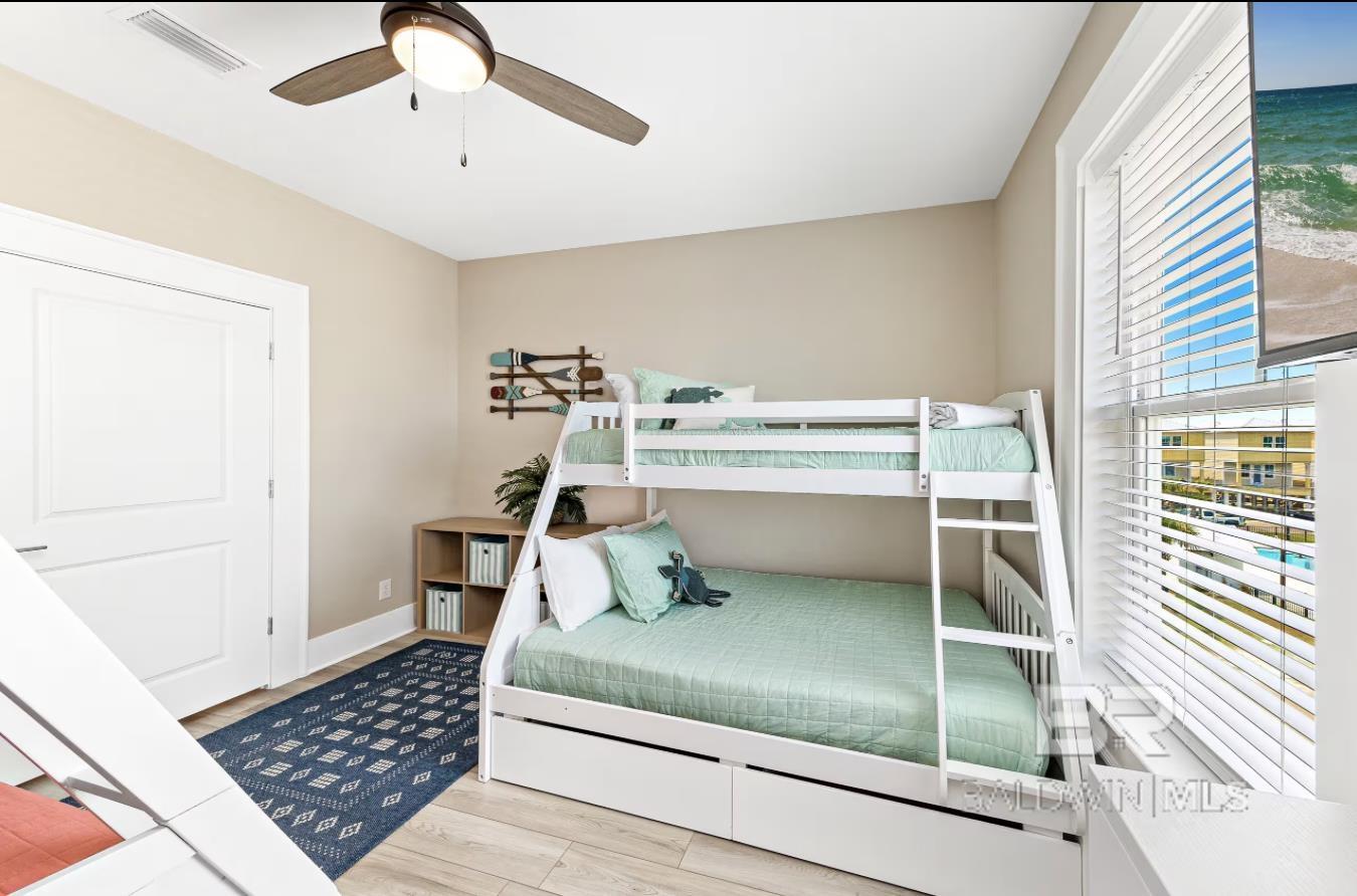 https://zimg.paragon.ice.com/ParagonImages/Property/PG/BCAR/398386/23/0/0/a8e3a5aac0f5c46b32d33f39571039bb/7/c16e385d7dda77f3864a51abefe421b8/398386-81590c4a-a6a9-42ac-a160-162c2fa350ed.JPG