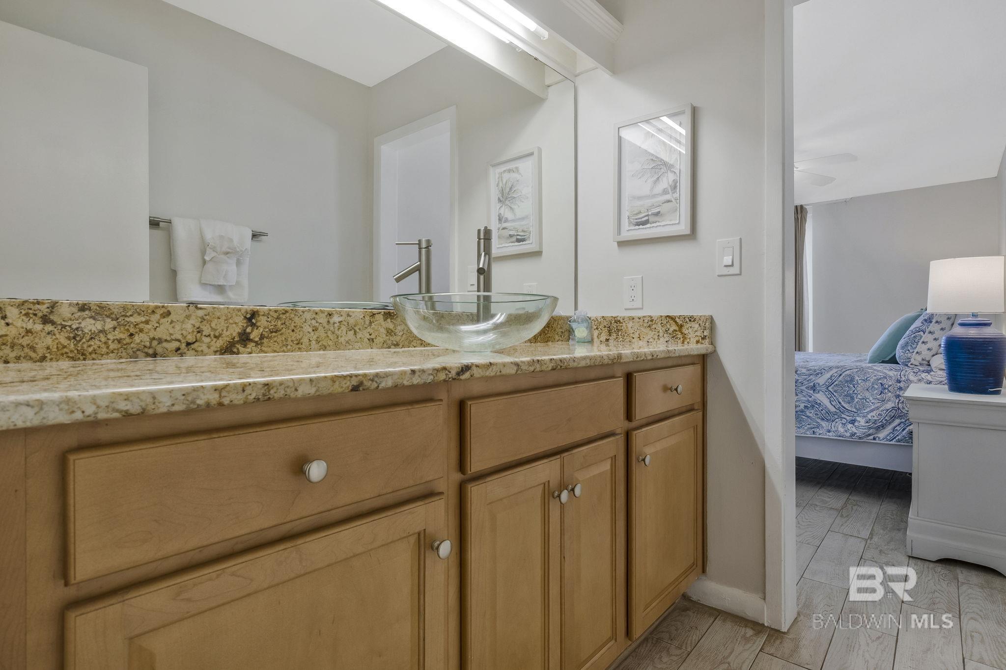 https://zimg.paragon.ice.com/ParagonImages/Property/PG/BCAR/398392/20/0/0/07bfc727c66aaaa2d48844bd180f0278/7/dccea728f3223a3b8f038d3a424b26da/398392-4db9e9ba-521c-498f-8fef-aec70c144f04.JPG