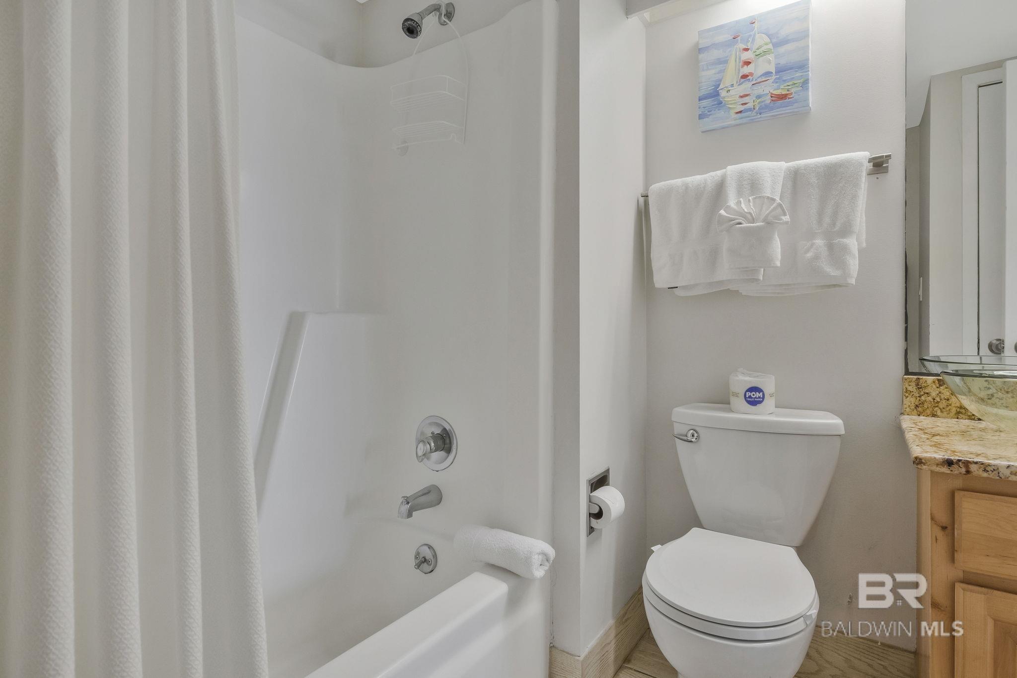 https://zimg.paragon.ice.com/ParagonImages/Property/PG/BCAR/398392/28/0/0/6f7bec4e56d5eec5578d8b652d73904f/7/dccea728f3223a3b8f038d3a424b26da/398392-f92ccd85-6065-4357-80fa-eb006627feda.JPG