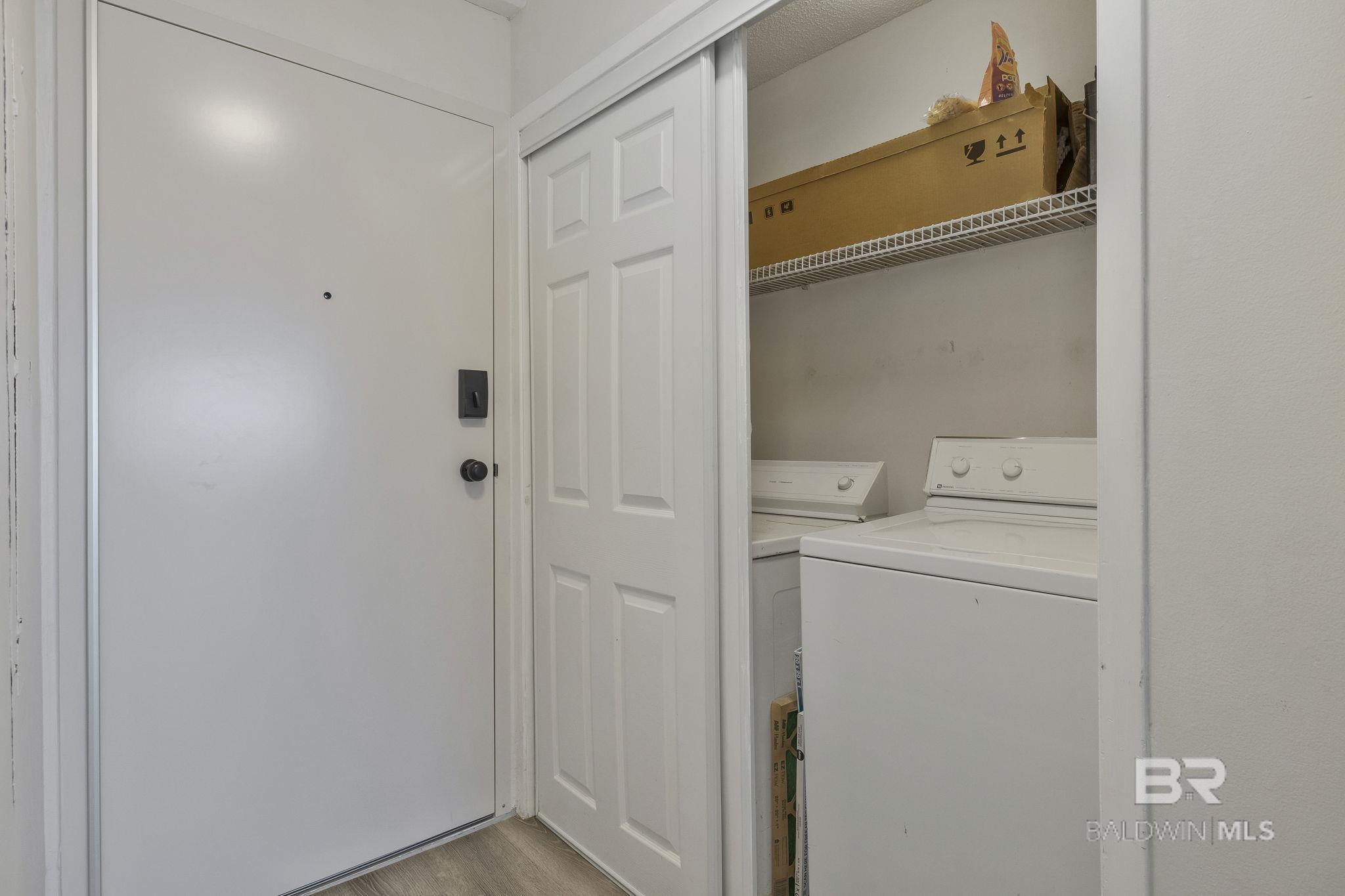https://zimg.paragon.ice.com/ParagonImages/Property/PG/BCAR/398392/30/0/0/75959c50114fb44aedabccd76fc51d46/7/dccea728f3223a3b8f038d3a424b26da/398392-285be5e7-e11d-4fbe-9590-2cbd81d33f99.JPG