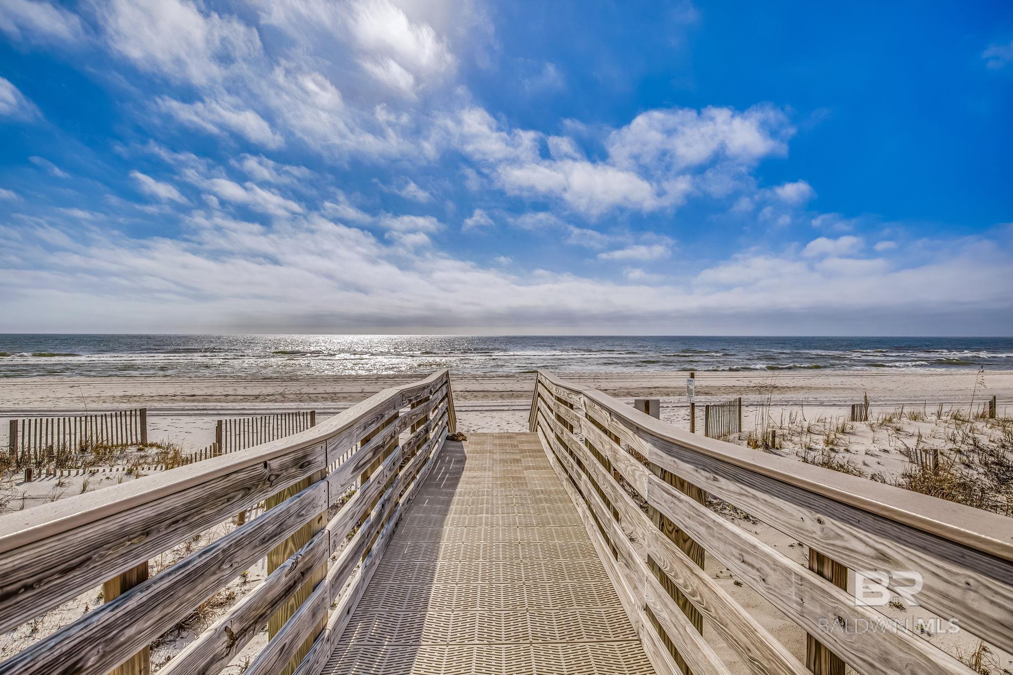 https://zimg.paragon.ice.com/ParagonImages/Property/PG/BCAR/398392/46/0/0/d8a42ffbf18dc43e32c3fc6b60b19132/7/dccea728f3223a3b8f038d3a424b26da/398392-07f92814-4849-4559-bdc4-beab2d7554ba.JPG