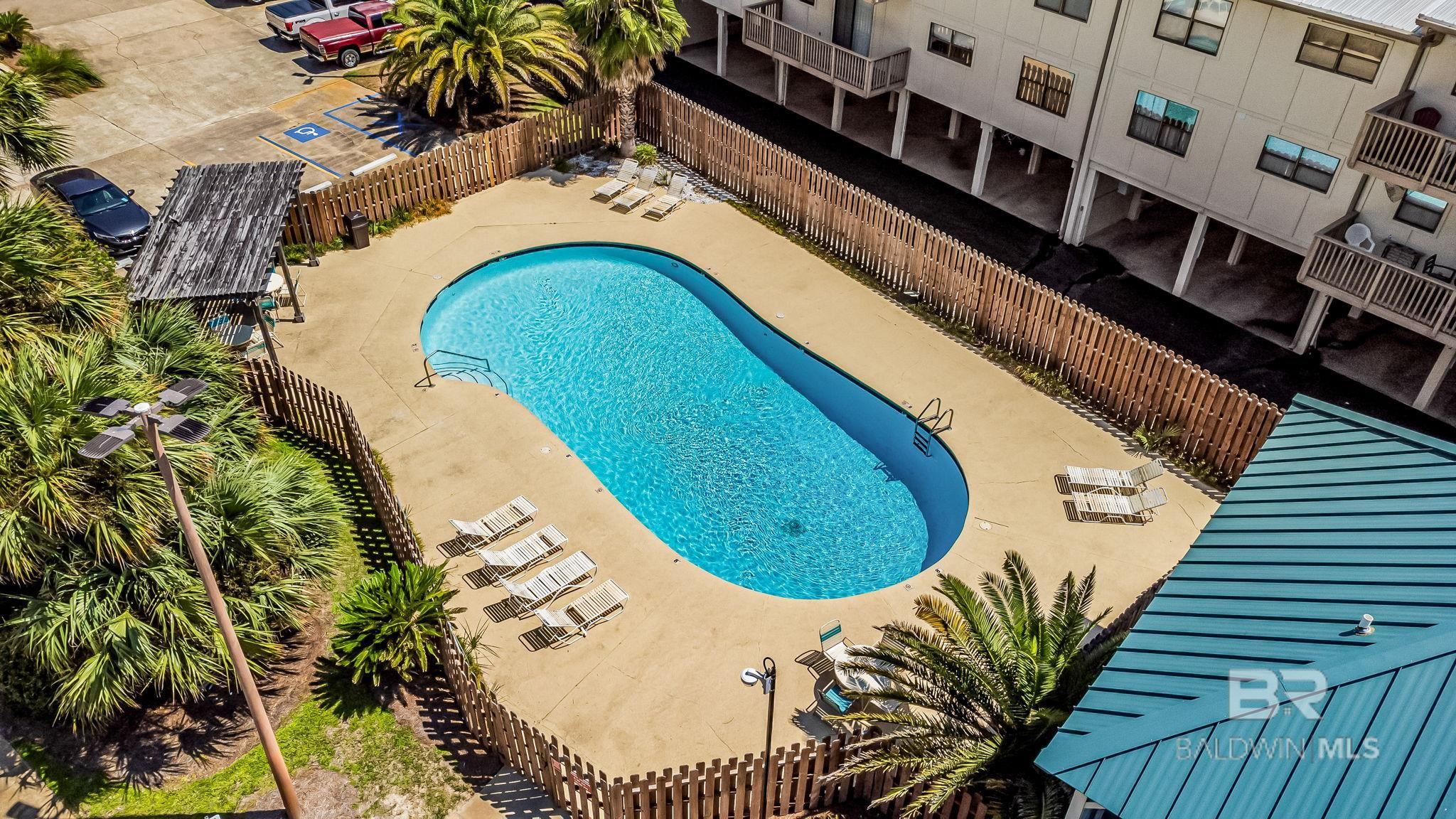 https://zimg.paragon.ice.com/ParagonImages/Property/PG/BCAR/398392/54/0/0/f062df59f34925e705deb466b42d5e89/7/dccea728f3223a3b8f038d3a424b26da/398392-1d56bef6-0792-4f1b-a54e-4bb8f4220e8e.JPG