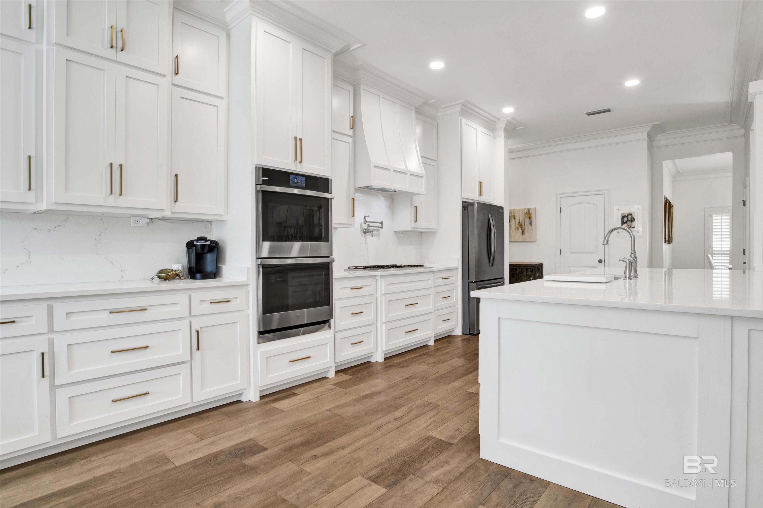 https://zimg.paragon.ice.com/ParagonImages/Property/PG/BCAR/398393/11/0/0/0f140117eef1a5df49bc448e1dd2e30f/7/a3af33e5934123c5dca6e49c6e35a3e4/398393-d5785891-ae19-4ebb-ad4d-6bdd410f5322.JPG