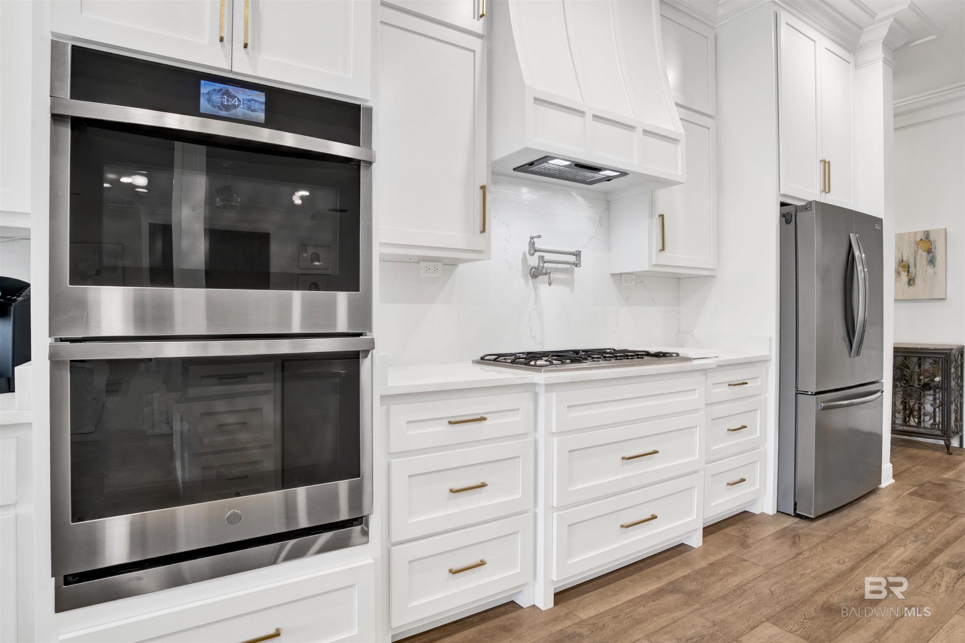 https://zimg.paragon.ice.com/ParagonImages/Property/PG/BCAR/398393/12/0/0/2e8dbb7fd5a35f2c12ebf51468837398/7/a3af33e5934123c5dca6e49c6e35a3e4/398393-ac3d6c8a-ca9e-4b2b-a6d2-f06f88a4f538.JPG
