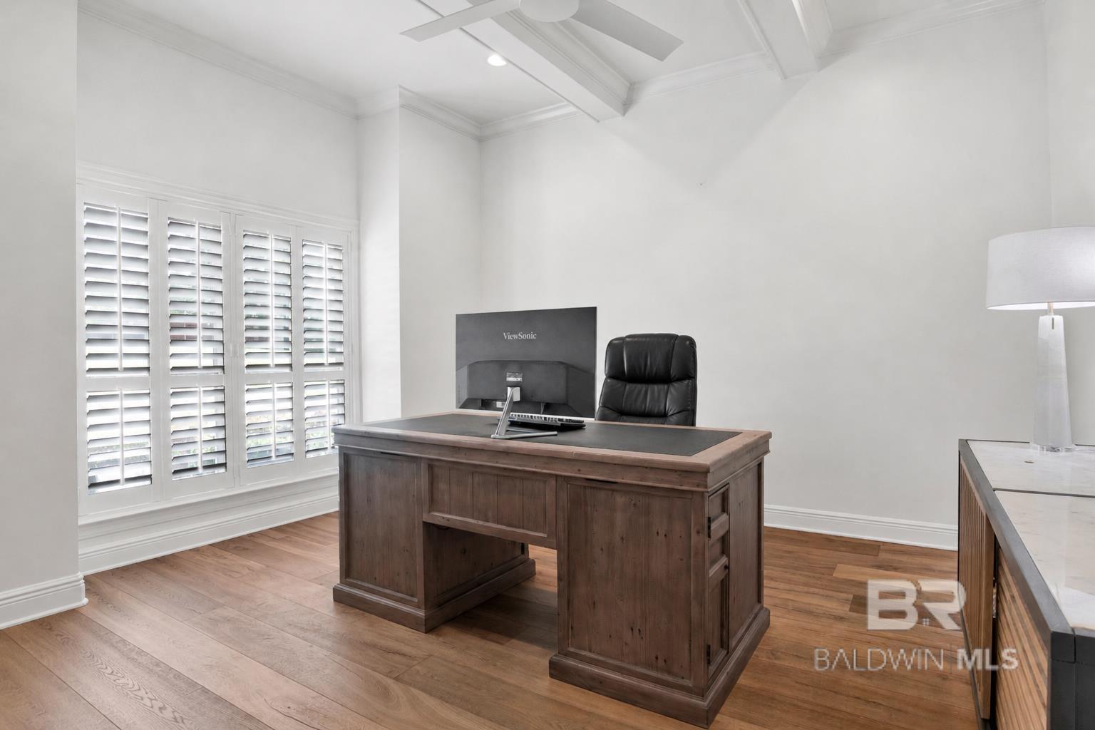https://zimg.paragon.ice.com/ParagonImages/Property/PG/BCAR/398393/19/0/0/3cc5228bfb8597f540d1f9242bd21fa9/7/a3af33e5934123c5dca6e49c6e35a3e4/398393-656d66d5-52b5-4e1a-8c30-0414c433799e.JPG
