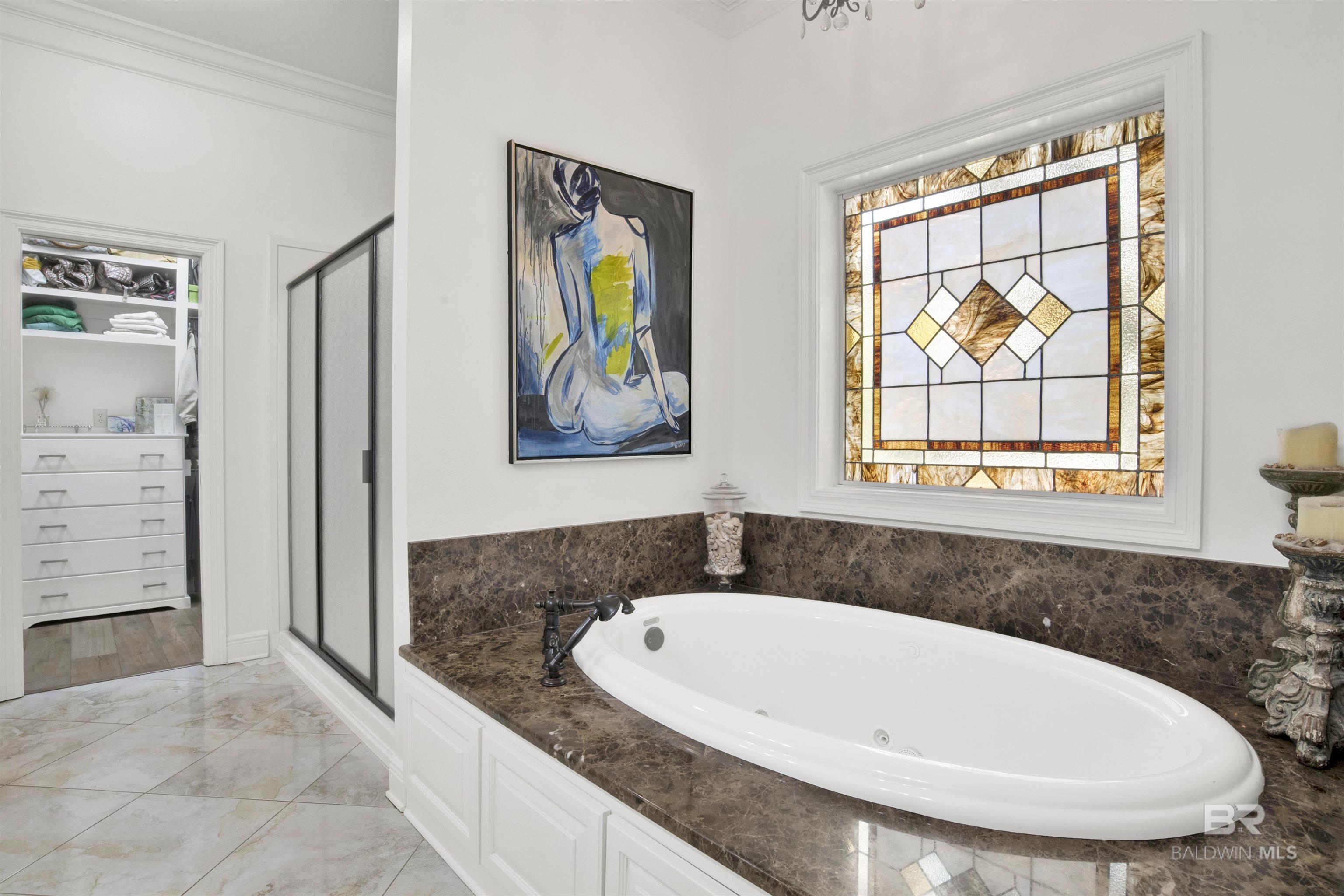 https://zimg.paragon.ice.com/ParagonImages/Property/PG/BCAR/398393/24/0/0/b393b0c76dc9a7b31c5841521aef05a2/7/a3af33e5934123c5dca6e49c6e35a3e4/398393-196108fe-f0a8-4a39-a669-1a41532c6f58.JPG