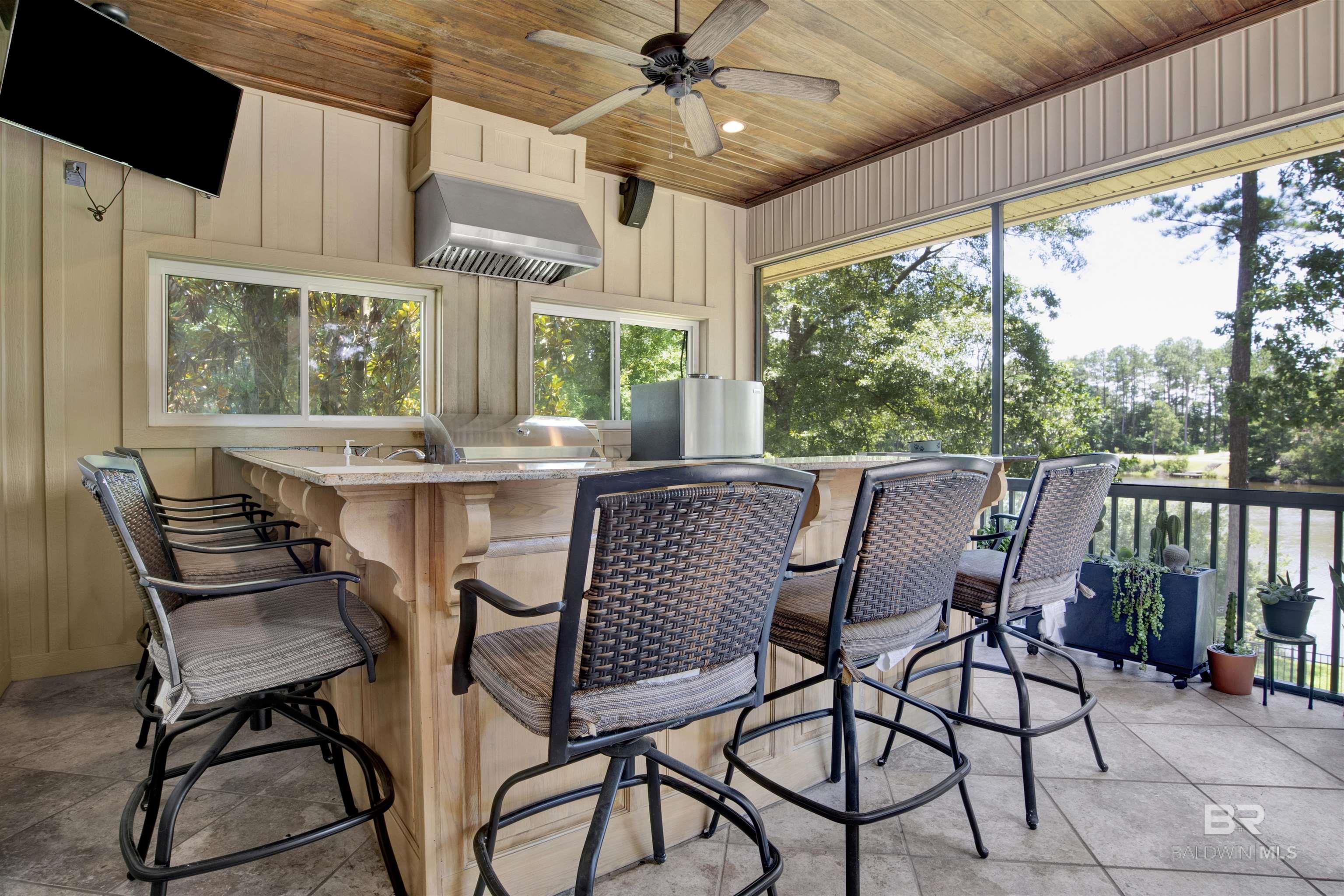 https://zimg.paragon.ice.com/ParagonImages/Property/PG/BCAR/398393/45/0/0/40a79d8f5a2bbcfc787824e79a9a6ba5/7/a3af33e5934123c5dca6e49c6e35a3e4/398393-2ca5c2be-39b3-4364-86a7-c9d35d535399.JPG