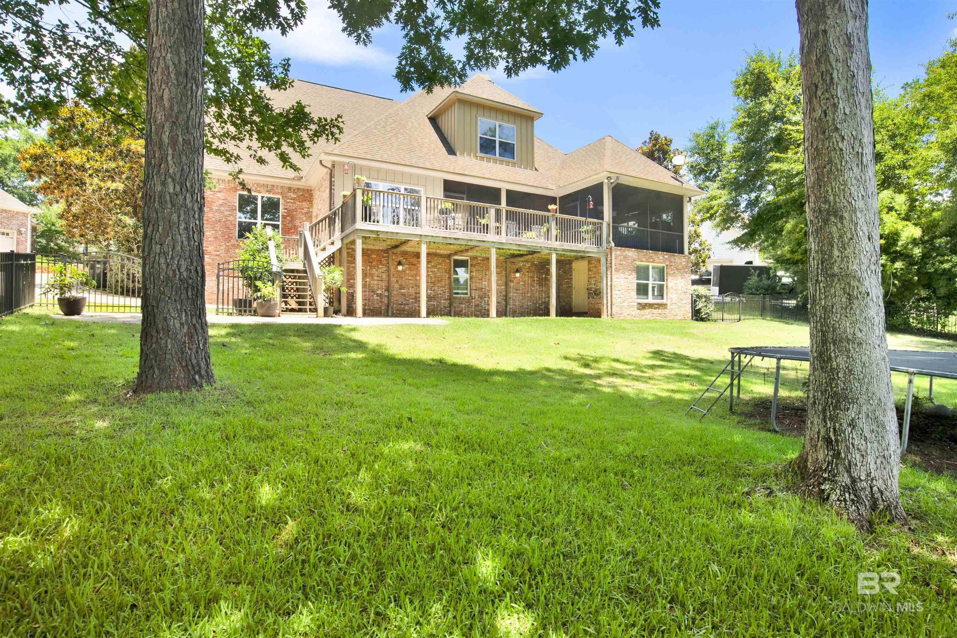 https://zimg.paragon.ice.com/ParagonImages/Property/PG/BCAR/398393/58/0/0/552385b290c2d00fb5722c94364f3793/7/a3af33e5934123c5dca6e49c6e35a3e4/398393-23b88ce3-e7d7-47e0-a40b-a3f6d173df3c.JPG