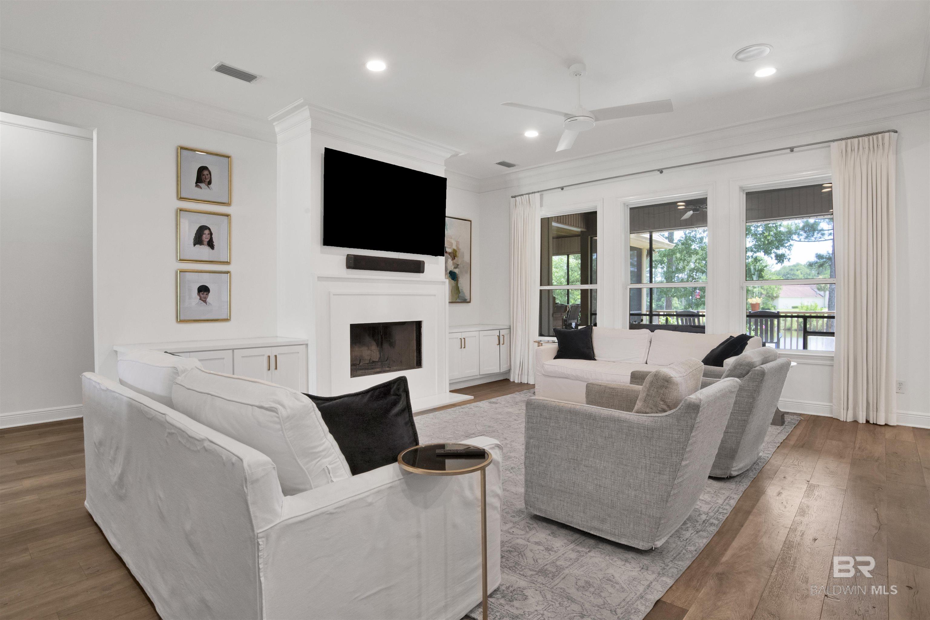 https://zimg.paragon.ice.com/ParagonImages/Property/PG/BCAR/398393/8/0/0/64765c095ffd3e1951eb4dcd142e40b2/7/a3af33e5934123c5dca6e49c6e35a3e4/398393-e4406c33-e41a-4e9d-8802-278bbabb4114.JPG
