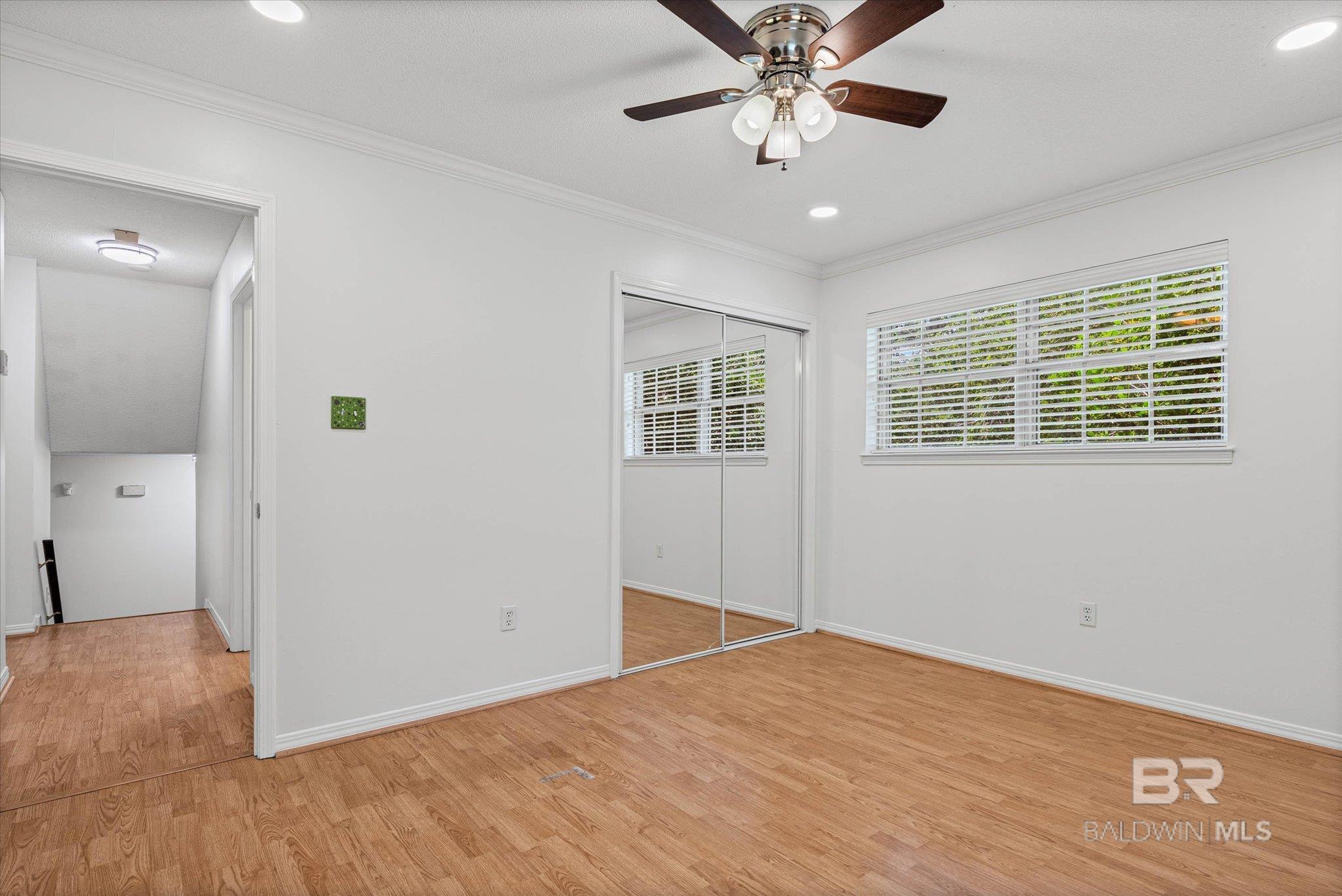https://zimg.paragon.ice.com/ParagonImages/Property/PG/BCAR/398394/18/0/0/83f8cb5fb4a3d1801cbd8a2e0959885a/7/87d1c3f4cc3679856c756b28588495e5/398394-bd3a6e28-5d3c-48f0-9bba-8c172460f952.JPG