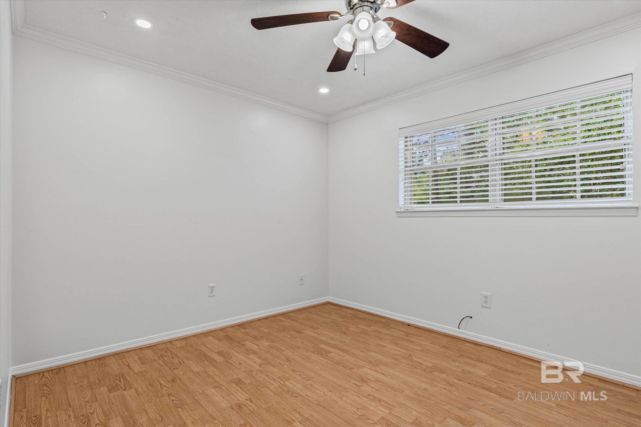https://zimg.paragon.ice.com/ParagonImages/Property/PG/BCAR/398394/20/0/0/fce7bf11b5e96f86fab5138631d7a1cf/7/87d1c3f4cc3679856c756b28588495e5/398394-ffc4ca72-aa71-4764-a4dd-3e2901d6dddb.JPG