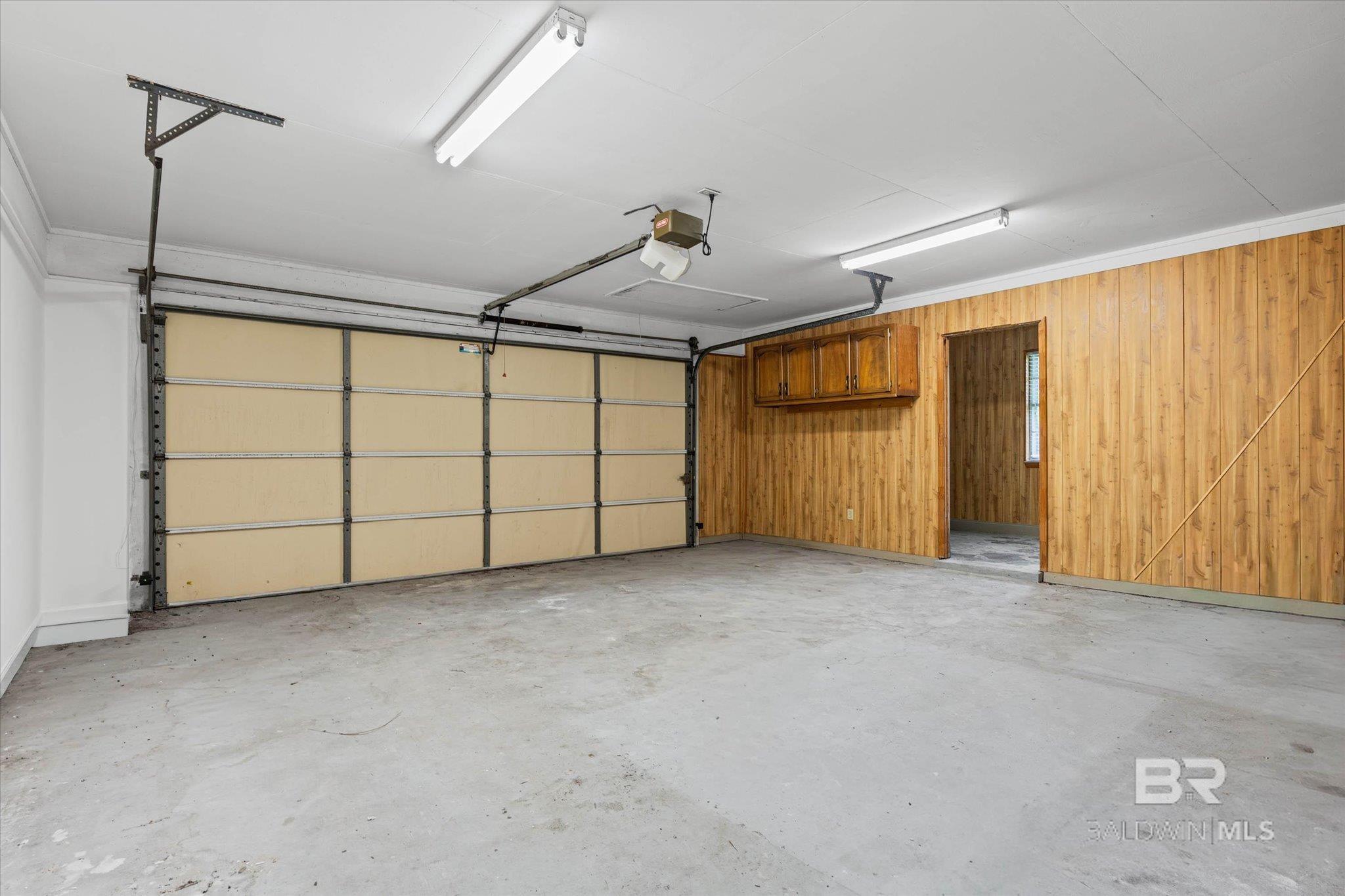 https://zimg.paragon.ice.com/ParagonImages/Property/PG/BCAR/398394/26/0/0/dd166e8f7bffed2bb8afb9c3c63a99f2/7/87d1c3f4cc3679856c756b28588495e5/398394-0f606636-44c5-4b83-837e-9d67d409a450.JPG