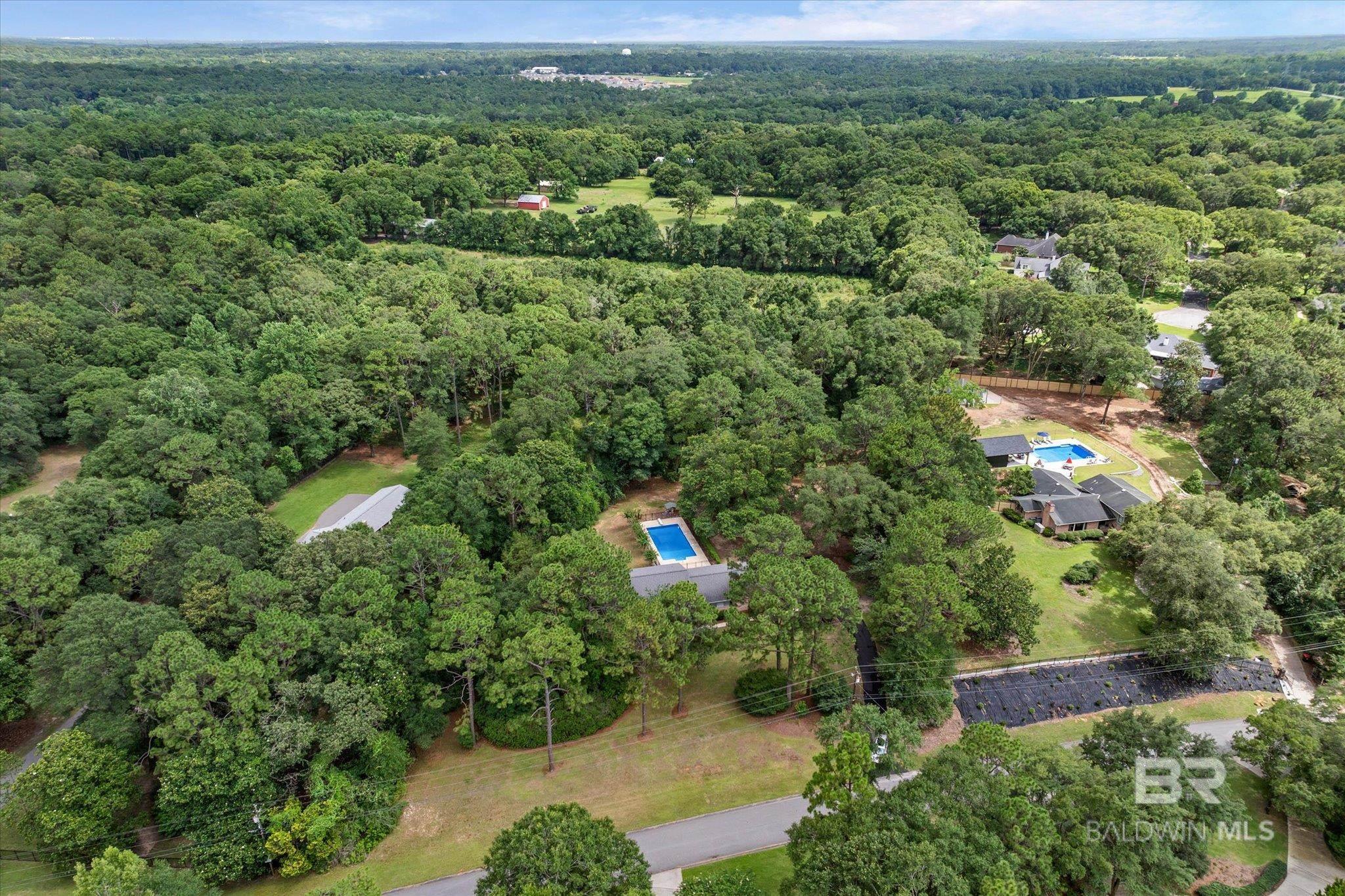 https://zimg.paragon.ice.com/ParagonImages/Property/PG/BCAR/398394/41/0/0/52e54cca3288cf54e7a58617d0280804/7/87d1c3f4cc3679856c756b28588495e5/398394-abeb36f7-601d-4210-a73f-a49b928a992e.JPG