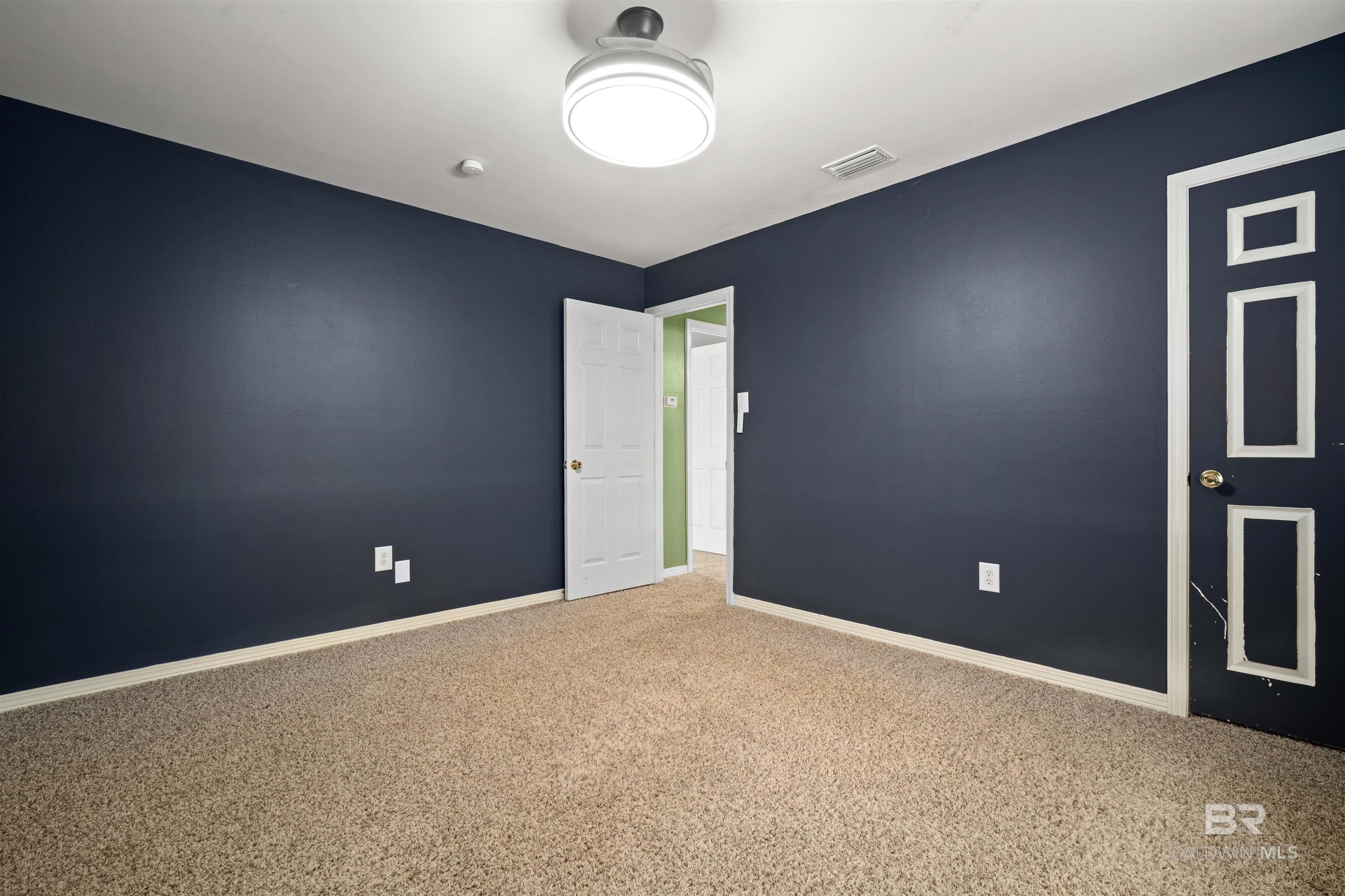 https://zimg.paragon.ice.com/ParagonImages/Property/PG/BCAR/398395/20/0/0/48c73976483ece3b5eddd03f891b1985/7/1fa460bf4dedfdef3c2800ef390fd11e/398395-1648fdf8-88e1-4192-98ad-ac953c7da3a6.JPG