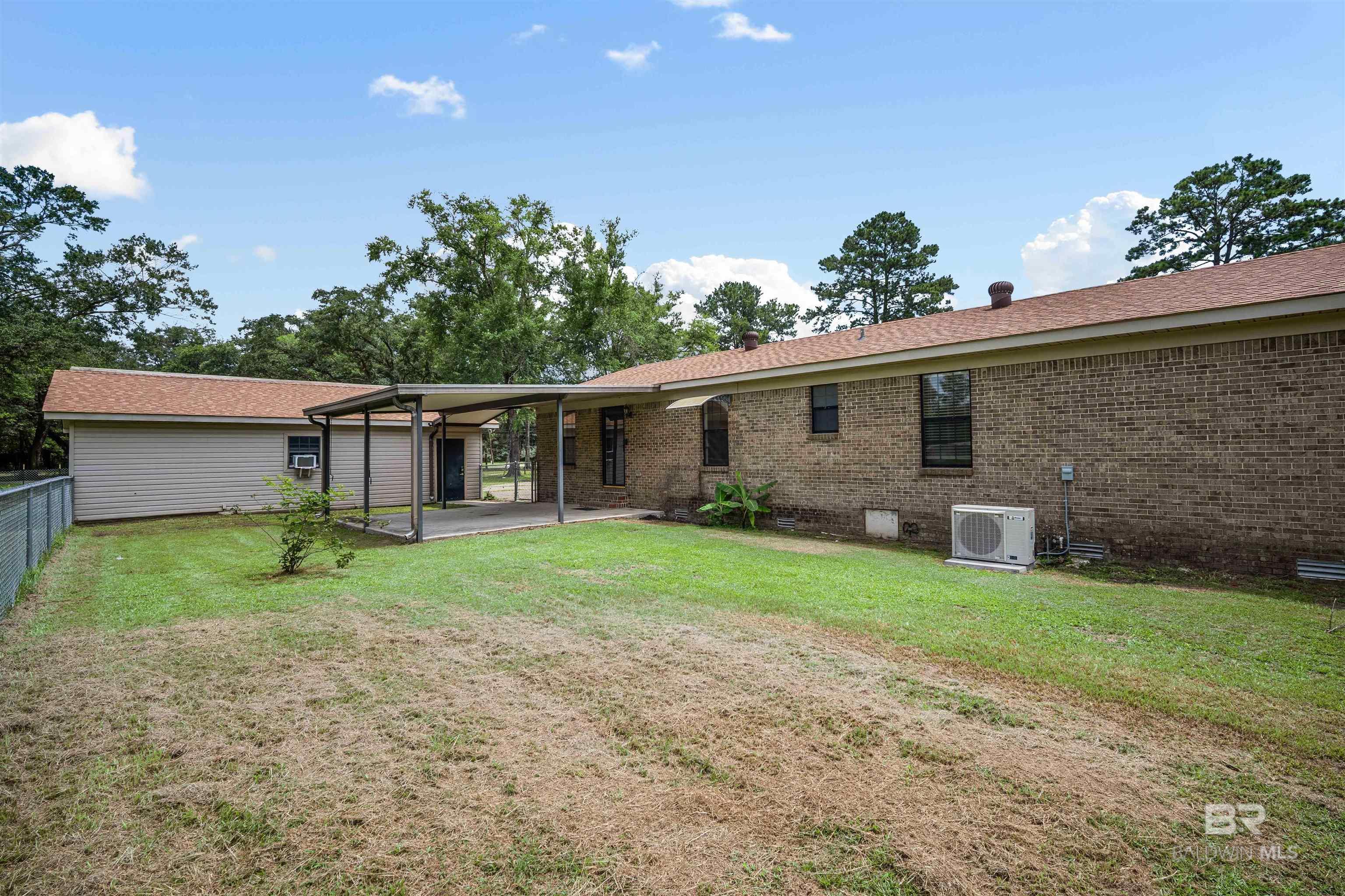 https://zimg.paragon.ice.com/ParagonImages/Property/PG/BCAR/398395/26/0/0/f2f37a6015aedb6a299a90e7ede79597/7/1fa460bf4dedfdef3c2800ef390fd11e/398395-344f2c0a-a064-4874-8f5f-d98c6f3d36d4.JPG
