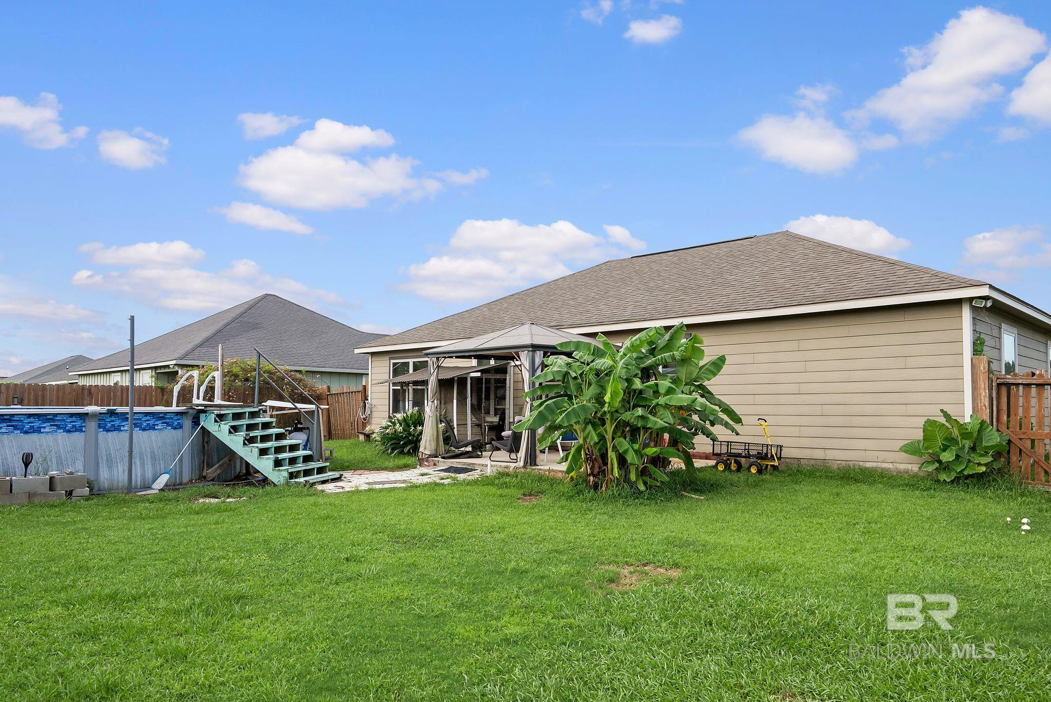 https://zimg.paragon.ice.com/ParagonImages/Property/PG/BCAR/398396/26/0/0/f710222bdc16a76a69947e2db4d282ec/7/a1edac3df78364f5b47e9c9b15158e5a/398396-ab308d4e-55cf-4072-b559-b61f4eac96c2.JPG