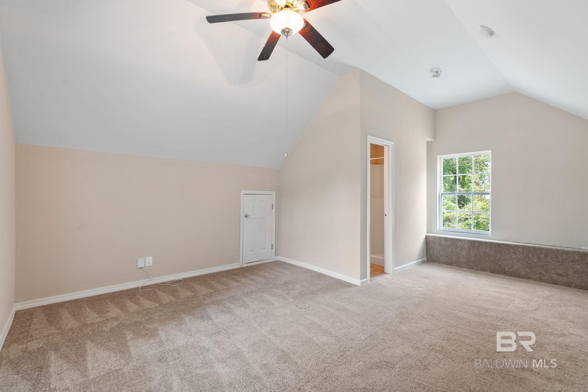 https://zimg.paragon.ice.com/ParagonImages/Property/PG/BCAR/398398/45/0/0/ffe2bef1ce9d7d747fdf0883e98a86a2/7/e20ecf1d489159a015ebc0cb1a47db09/398398-408fbeb2-96c7-49e5-aee4-5005206b9b19.JPG